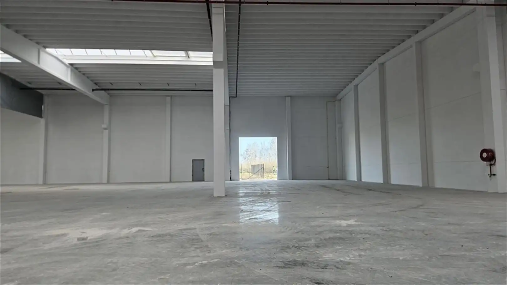 Twee nieuwbouw loodsen met zichtlocatie E17 foto 13