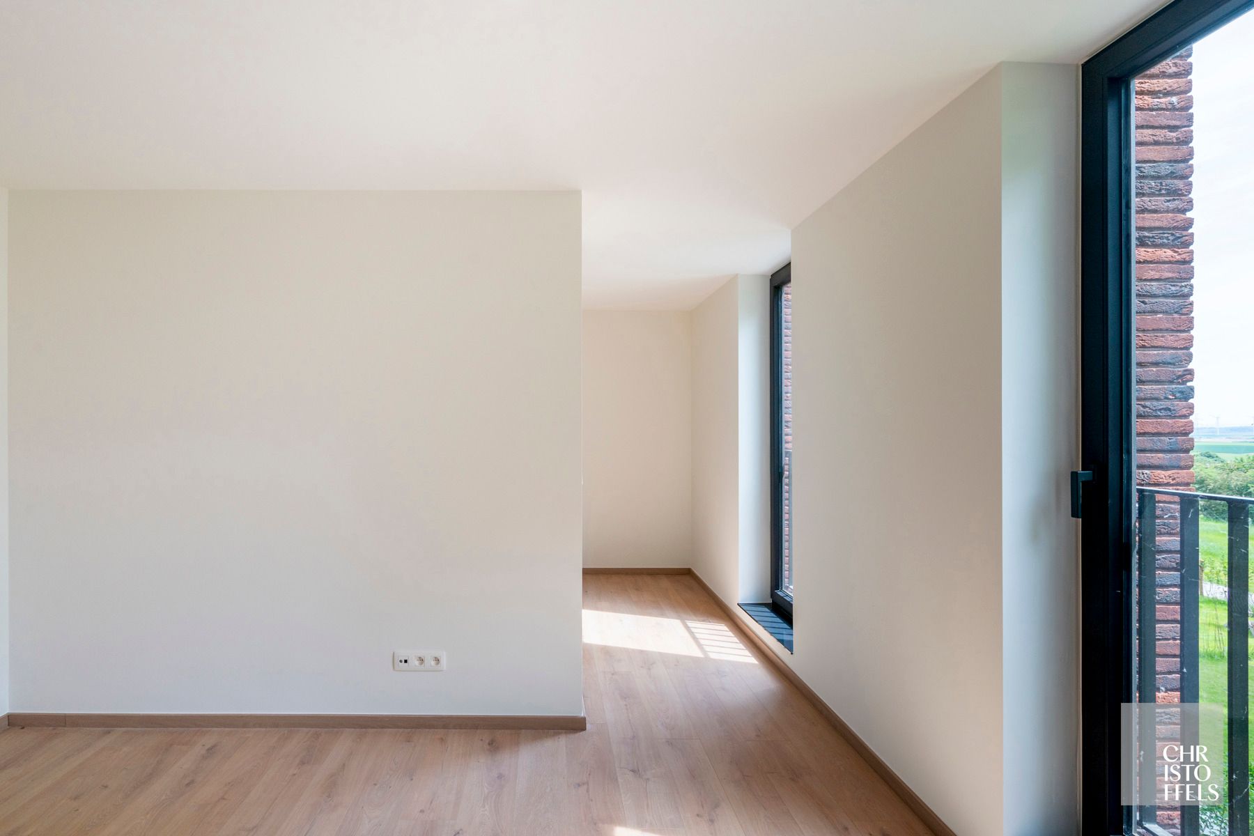 Gezinswoning (180m²) in een gerenoveerde hoeve te Riemst! foto 17