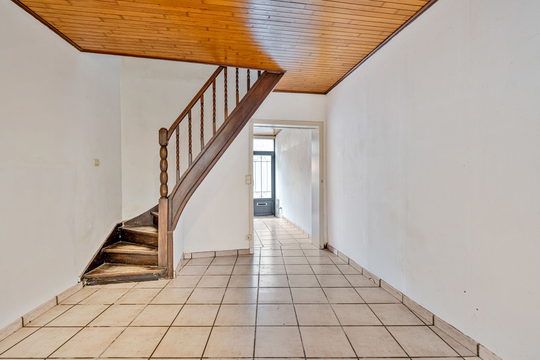 Instapklare woning met 2 slpk en tuin foto 2