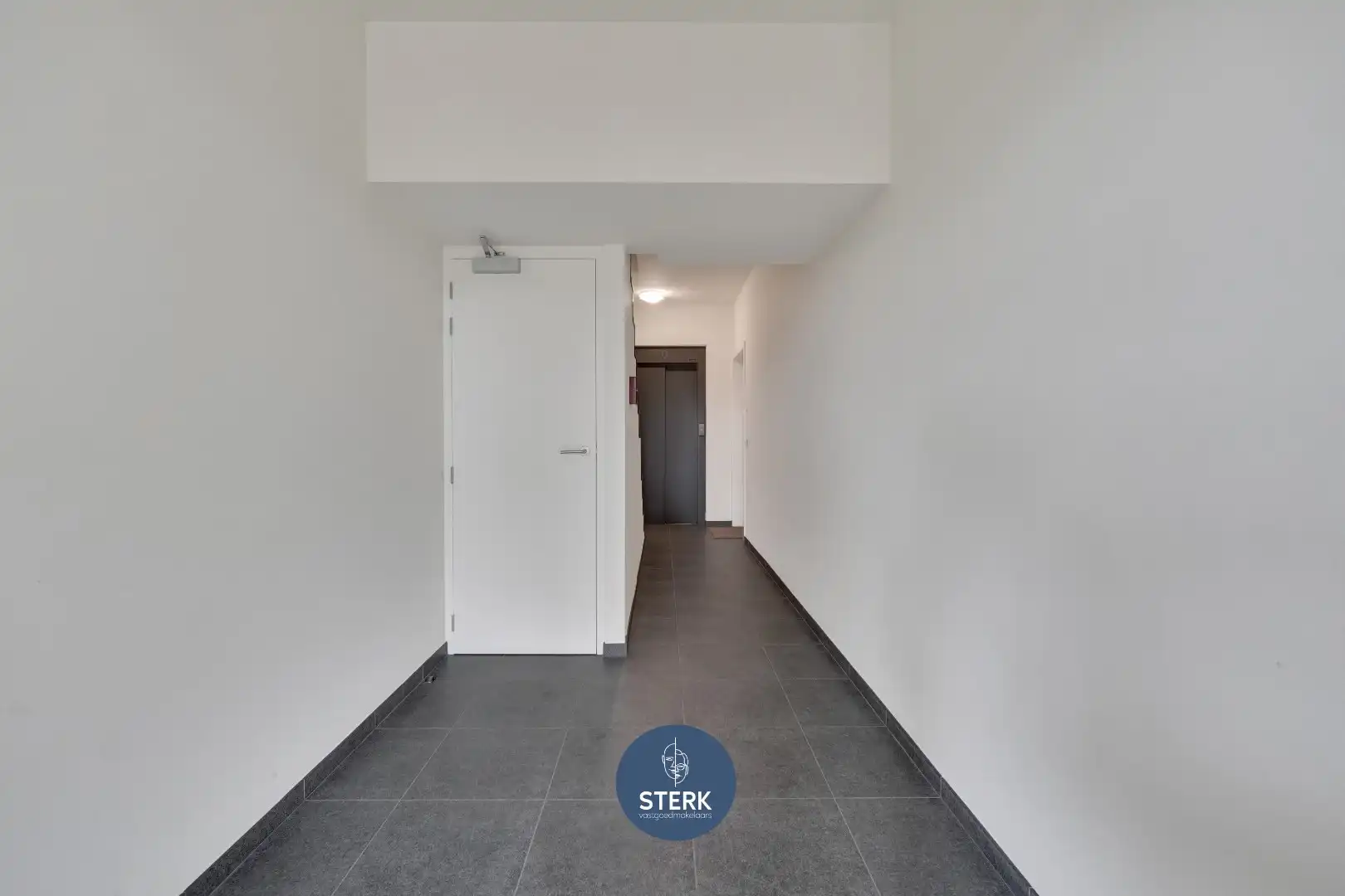 GELIJKVLOERS APPARTEMENT MET 2 SLPKS IN 'HET MOOISTE DORP VAN VLAANDEREN' !  foto 5