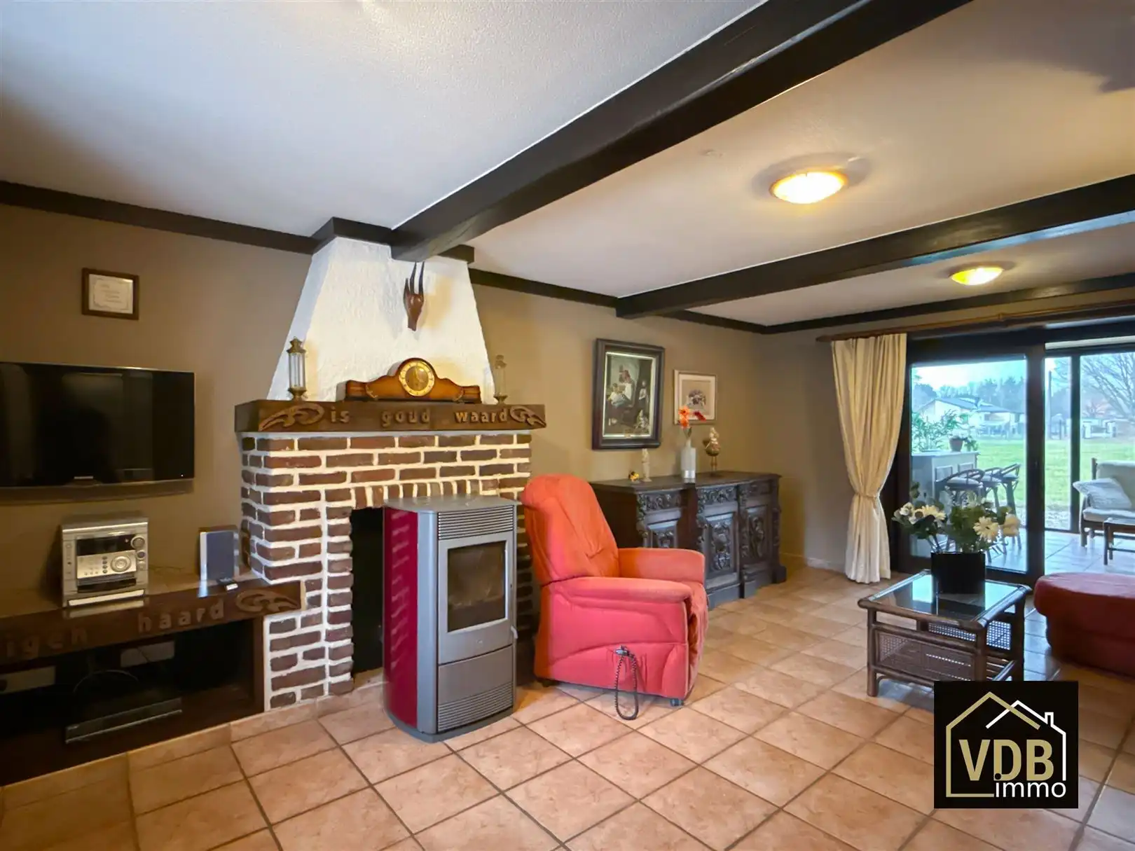 Charmante hoeve met paardenstal op 1,2 ha in absolute rust. foto 12