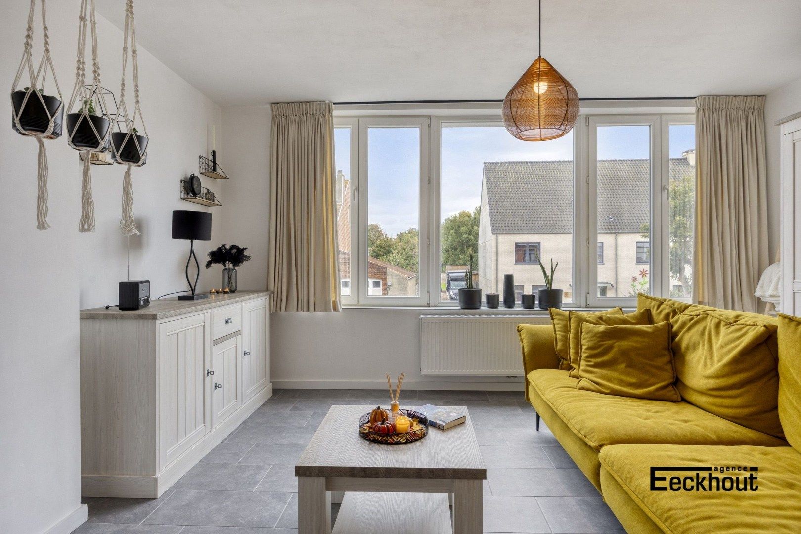 Volledig gerenoveerd appartement op gunstige ligging te Bredene! foto 3