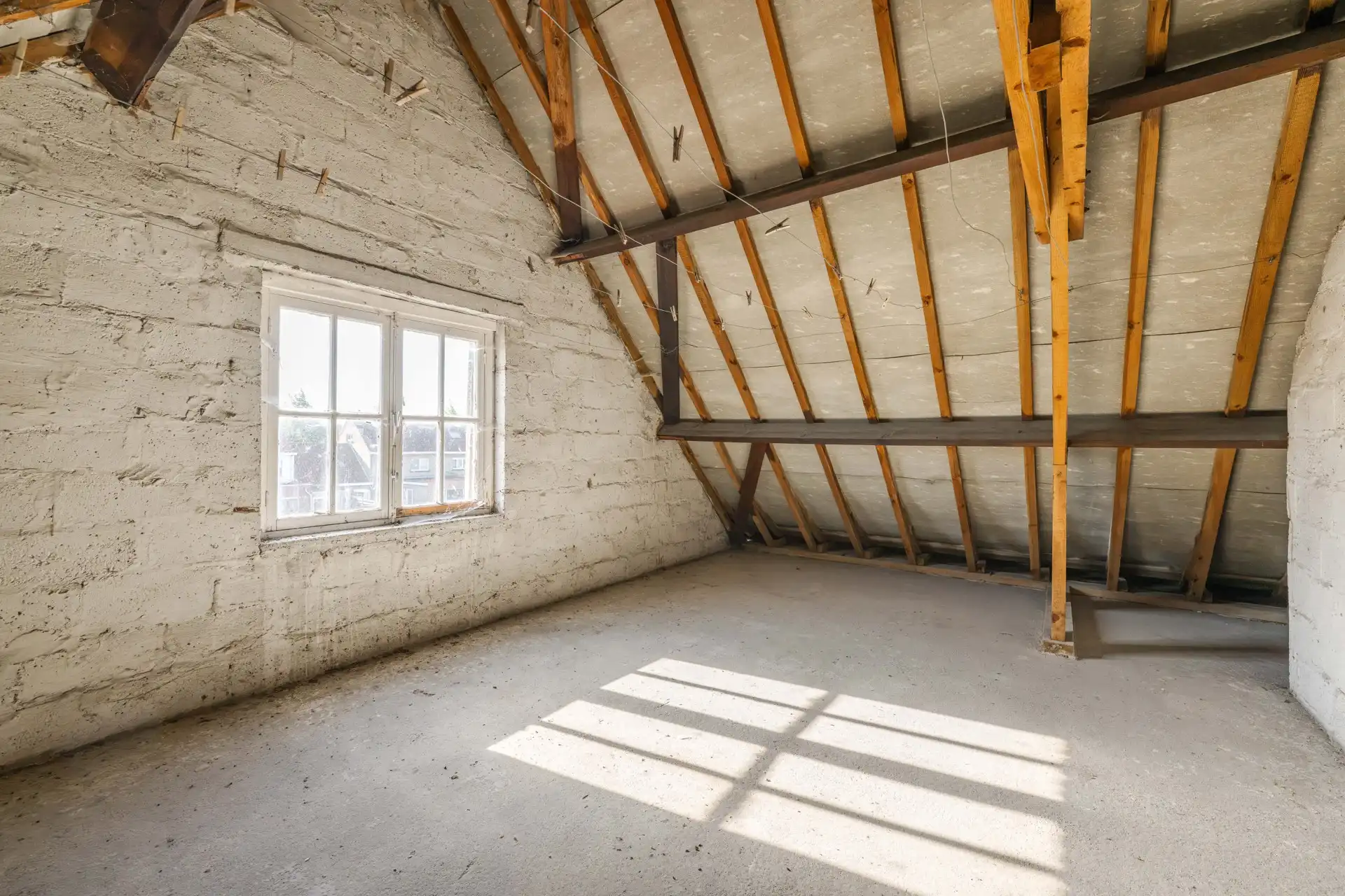 Kloeke woning met 3 slaapkamers en tuin/ bouwgrond TE KOOP in Meulebeke! foto 14