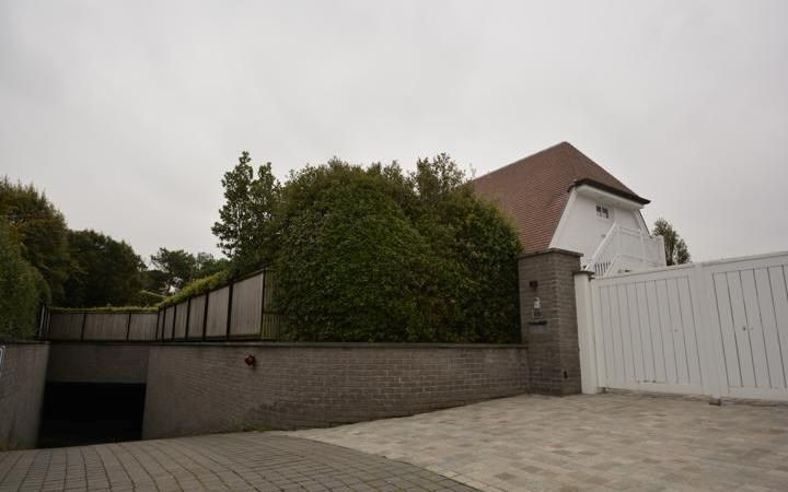 Enkele garagebox te Elizabetlaan, in residentie Seven Oaks op wandelafstand van de Lippenslaan en Zeedijk-Albertstrand.  foto 2