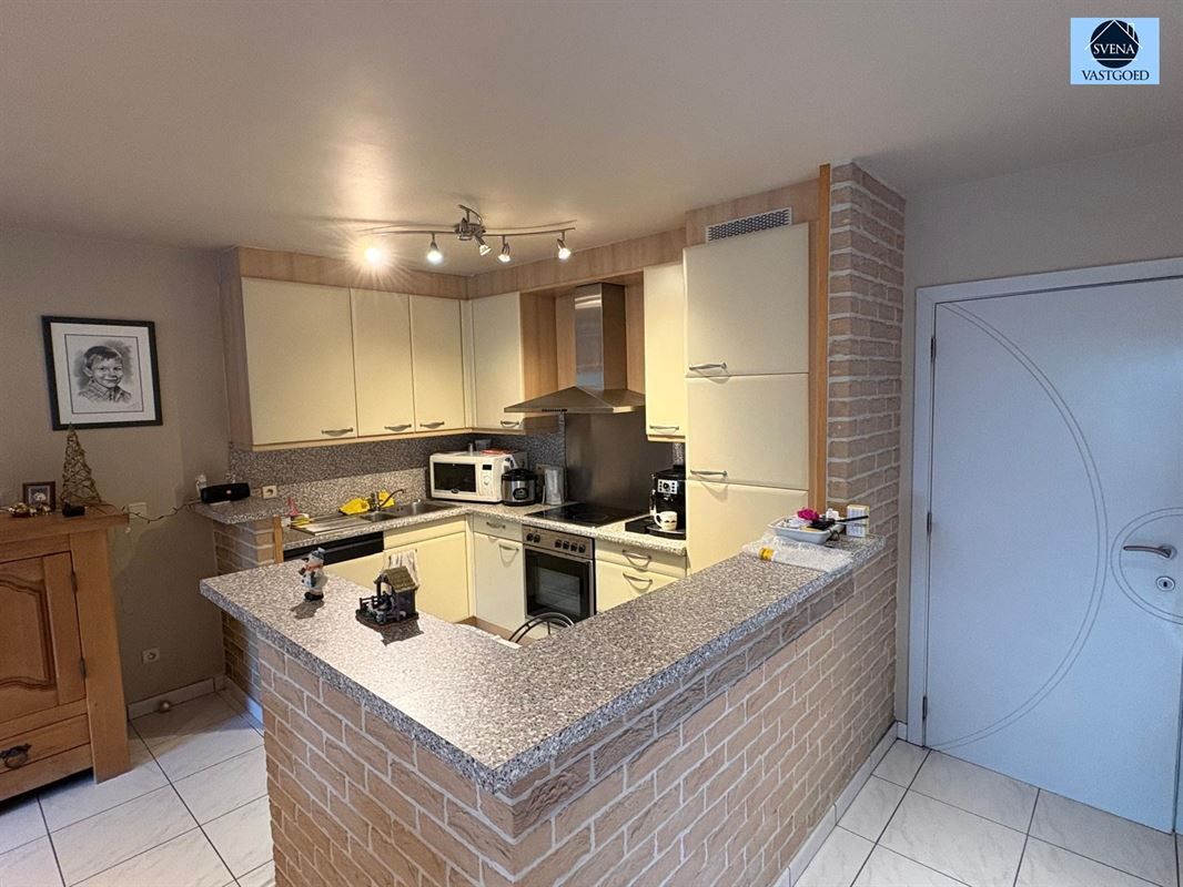 DRIEGEVEL WONING MET 5 KAMERS EN TUINTJE foto 2