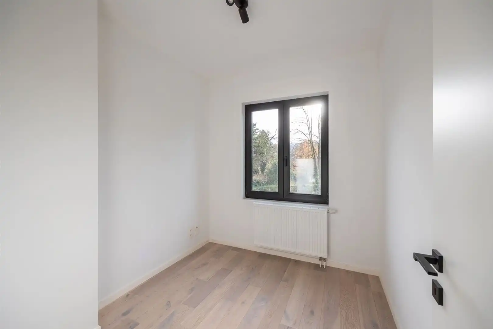 Gerenoveerde woning in zeer geliefde straat in centrum!  foto 14