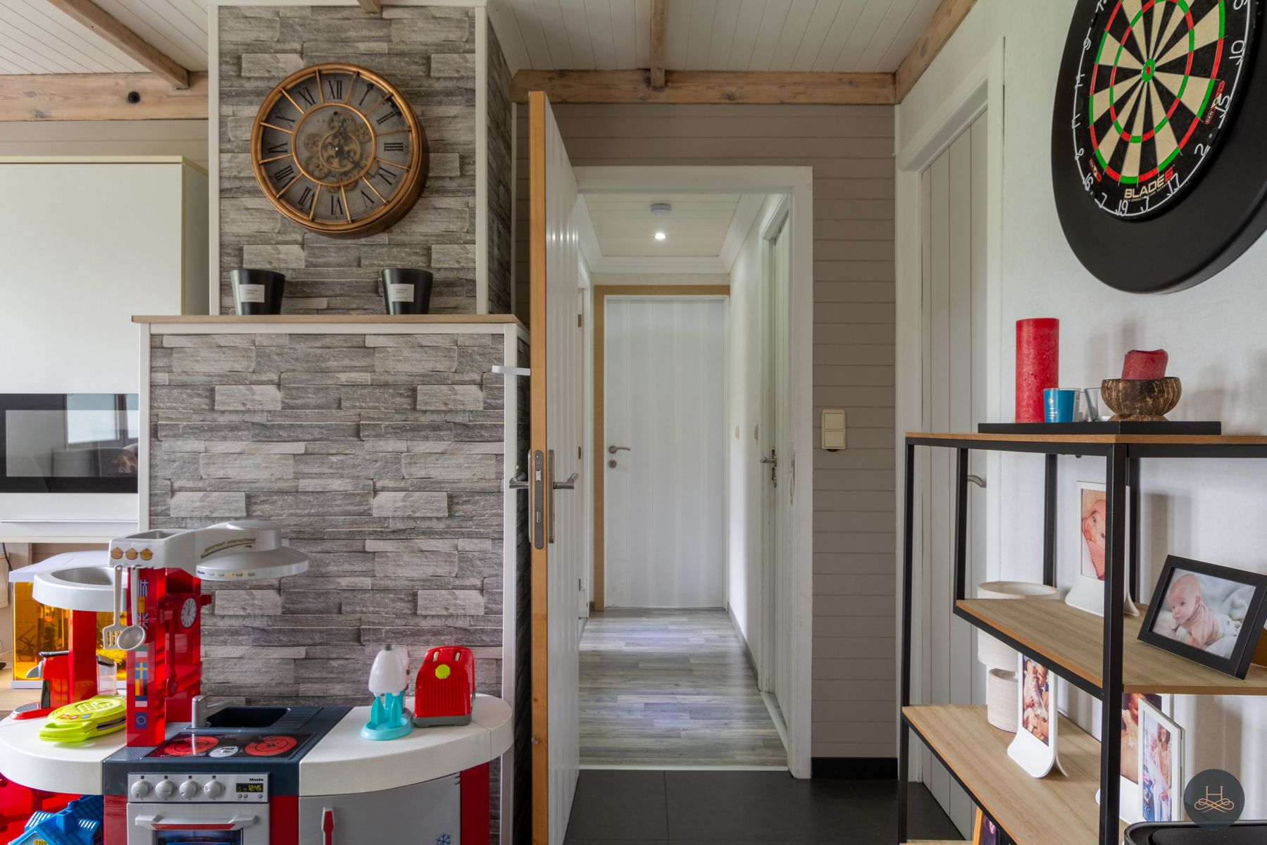 Vernieuwde en instapklare chalet op rustige locatie foto 14