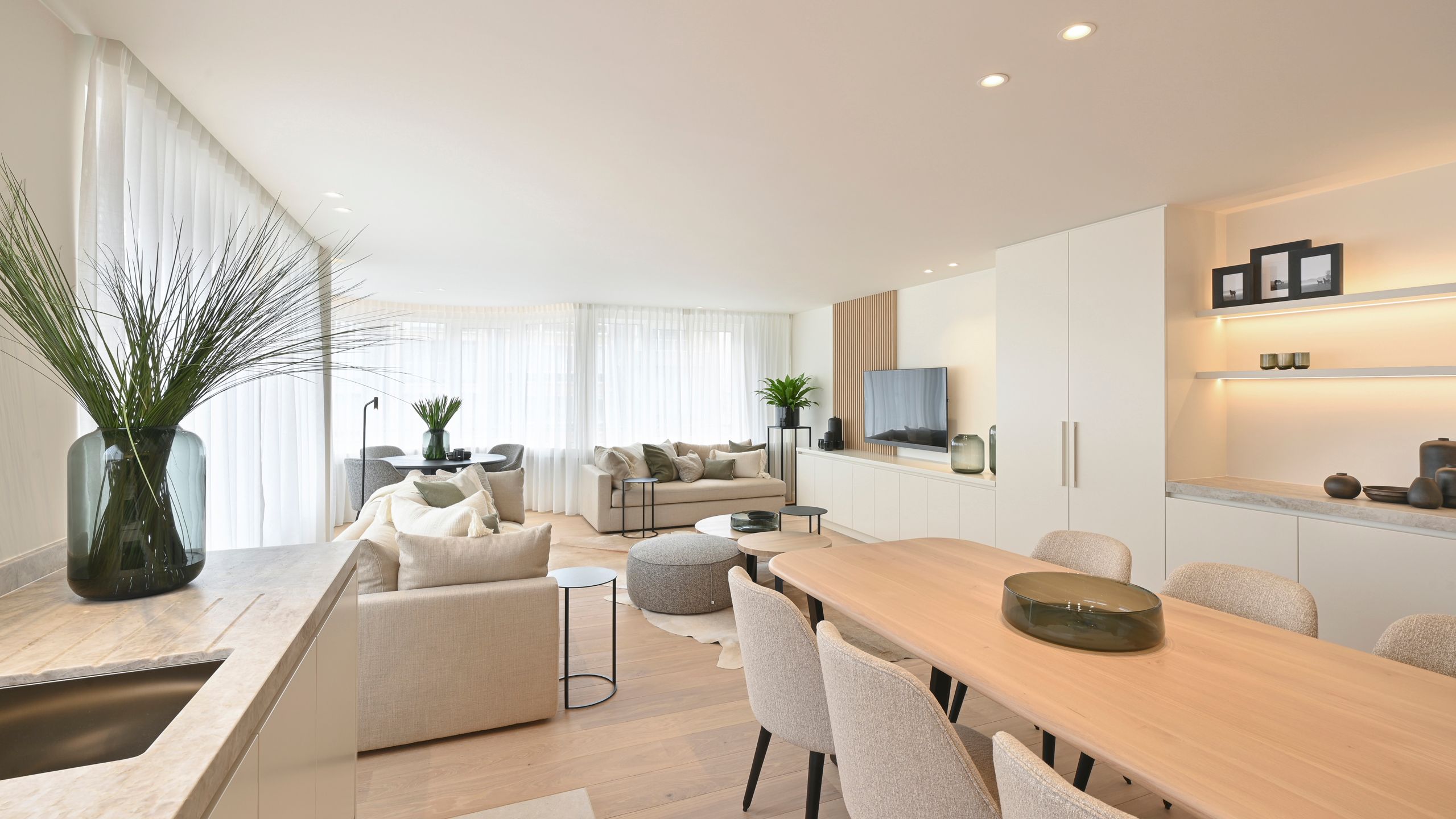 Schitterend hoekappartement, gelegen in centrum Knokke. foto 9