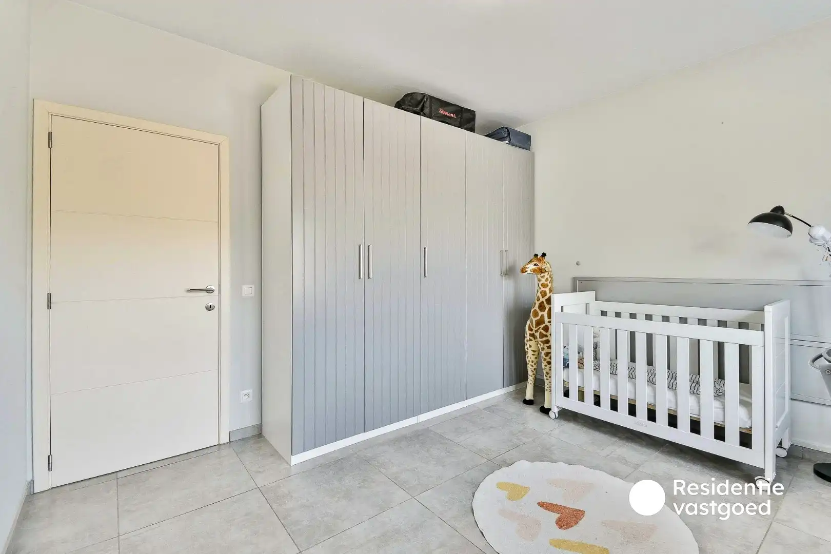Instapklare en alleenstaande bungalowwoning foto 16