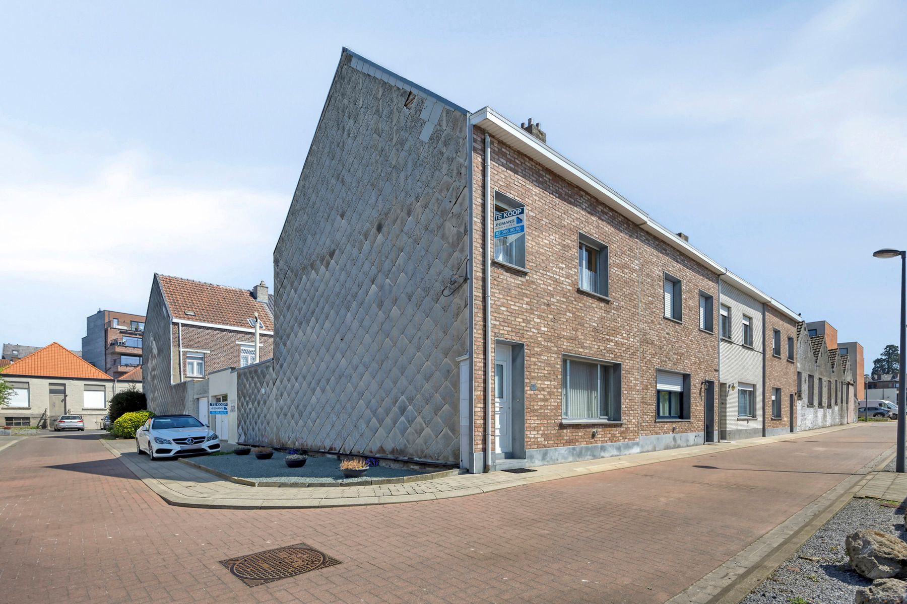 ÉÉNGEZINSWONING TE KOOP IN HET CENTRUM VAN ASSE !  foto 3