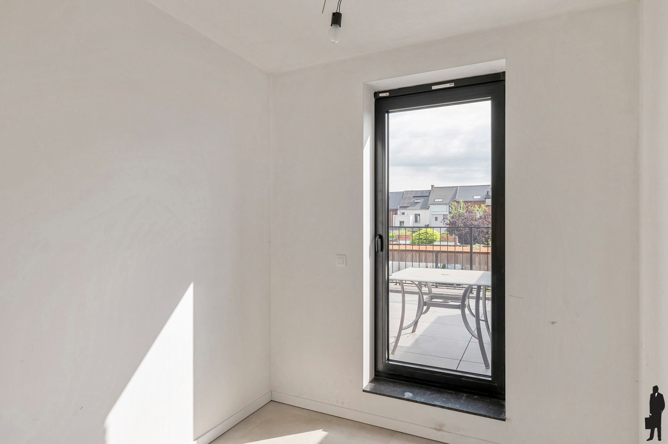 Lichtrijk appartement met 2 slaapkamers, ruim terras en staanplaats – bouwjaar 2021 foto 16