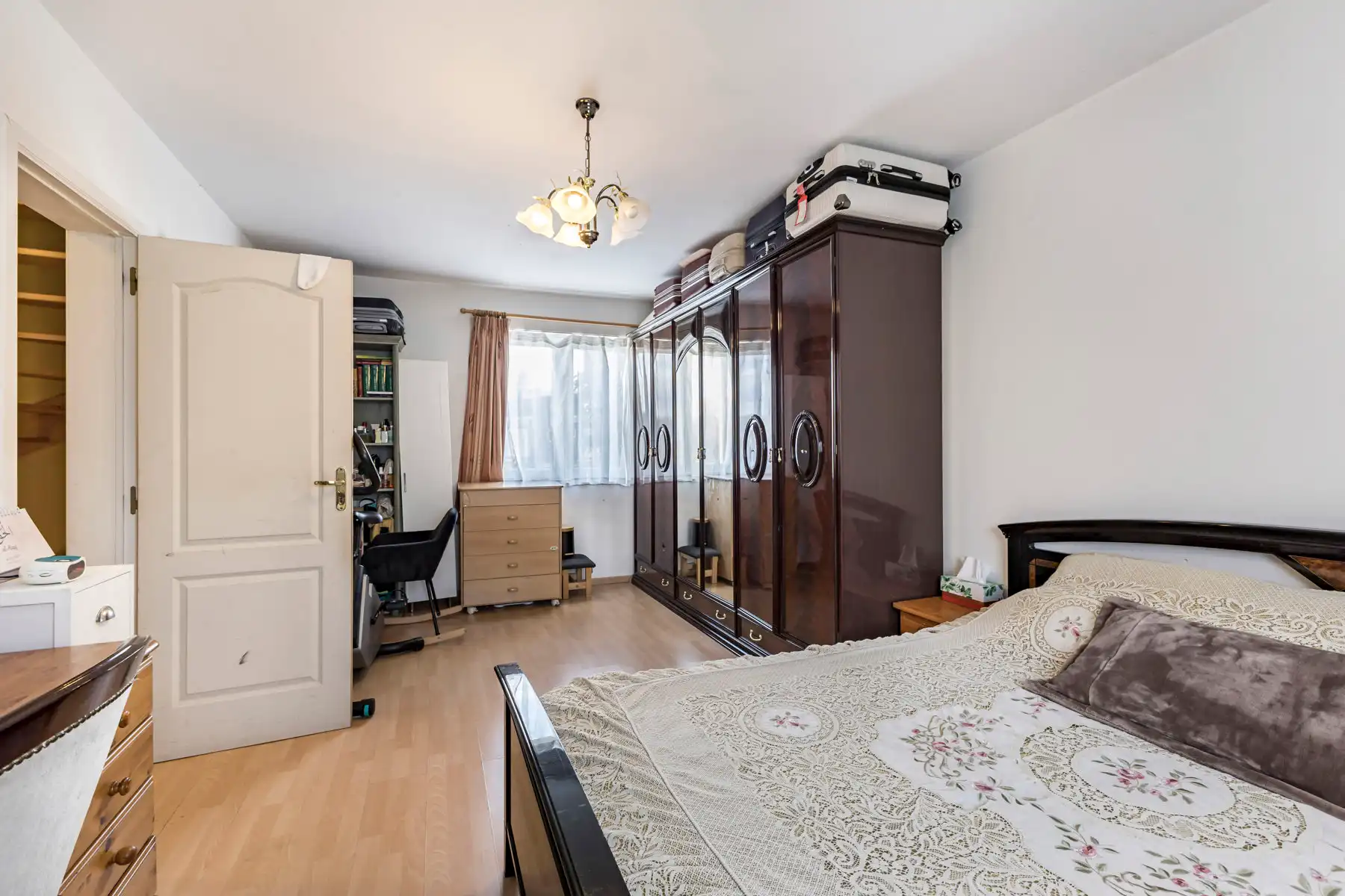 Alleenstaande woning met 4 slaapkamers en tuin foto 11