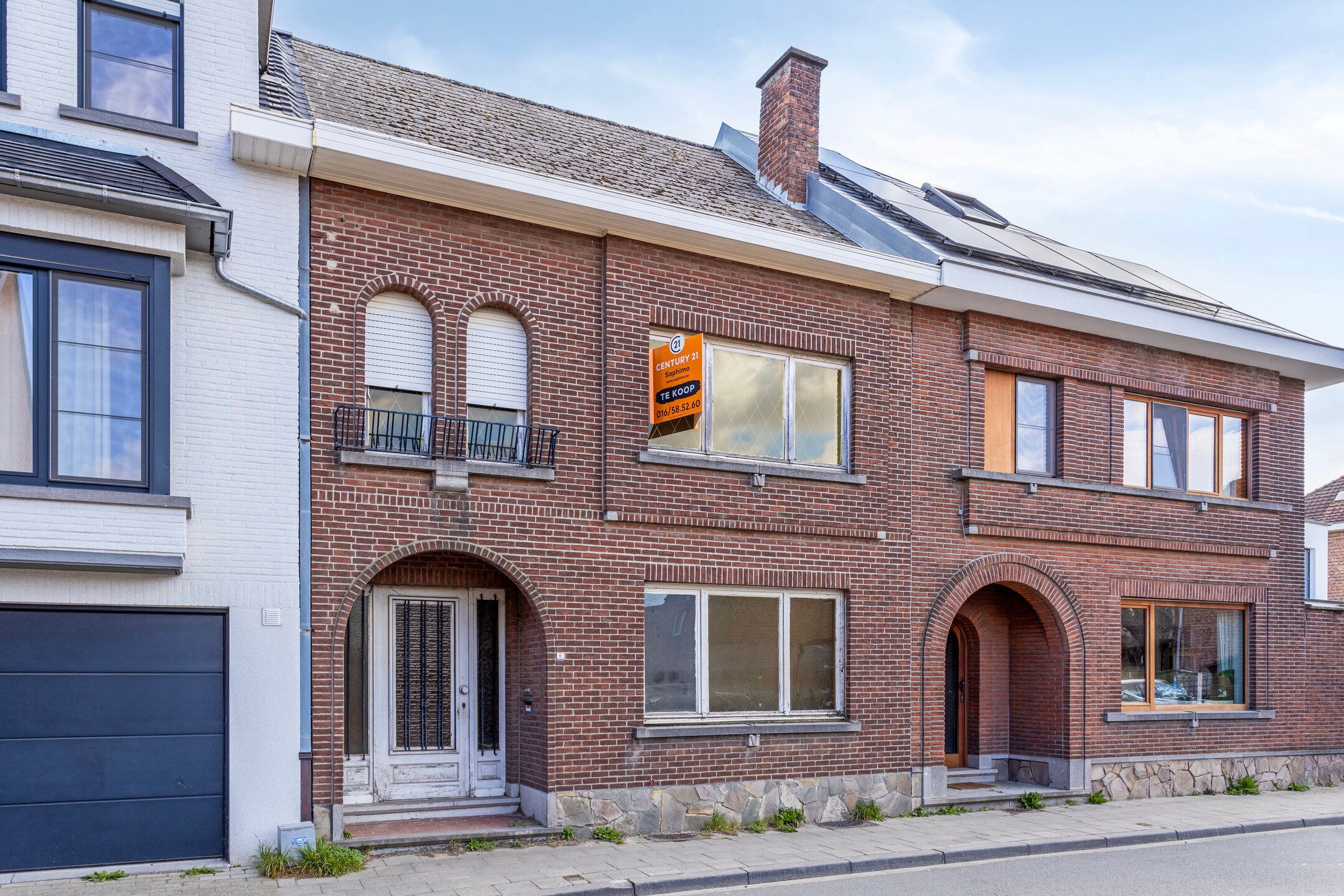 Ruime, te renoveren woning op toplocatie foto 13
