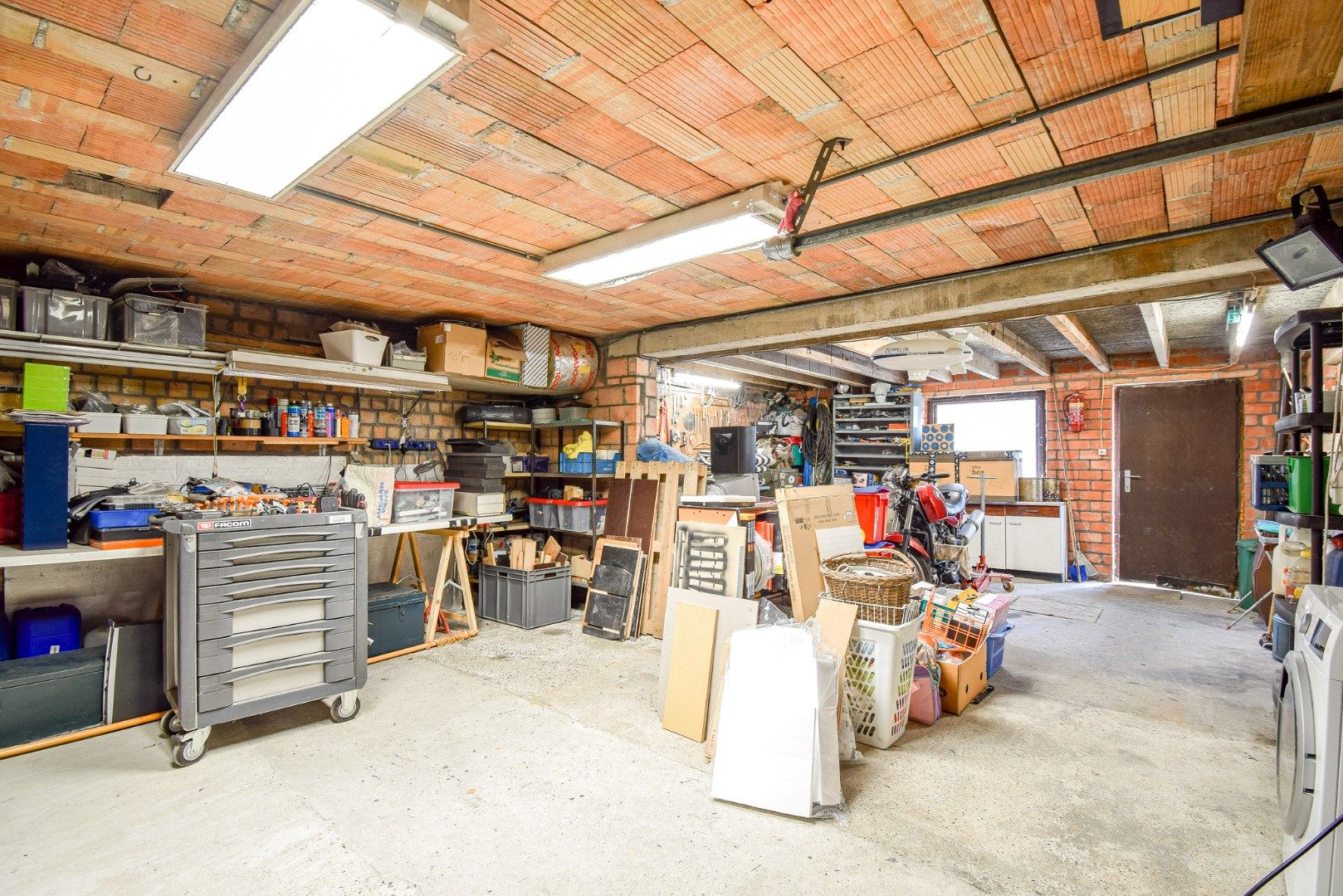 Rustig gelegen gezinswoning met 3 slaapkamers en garage foto 18