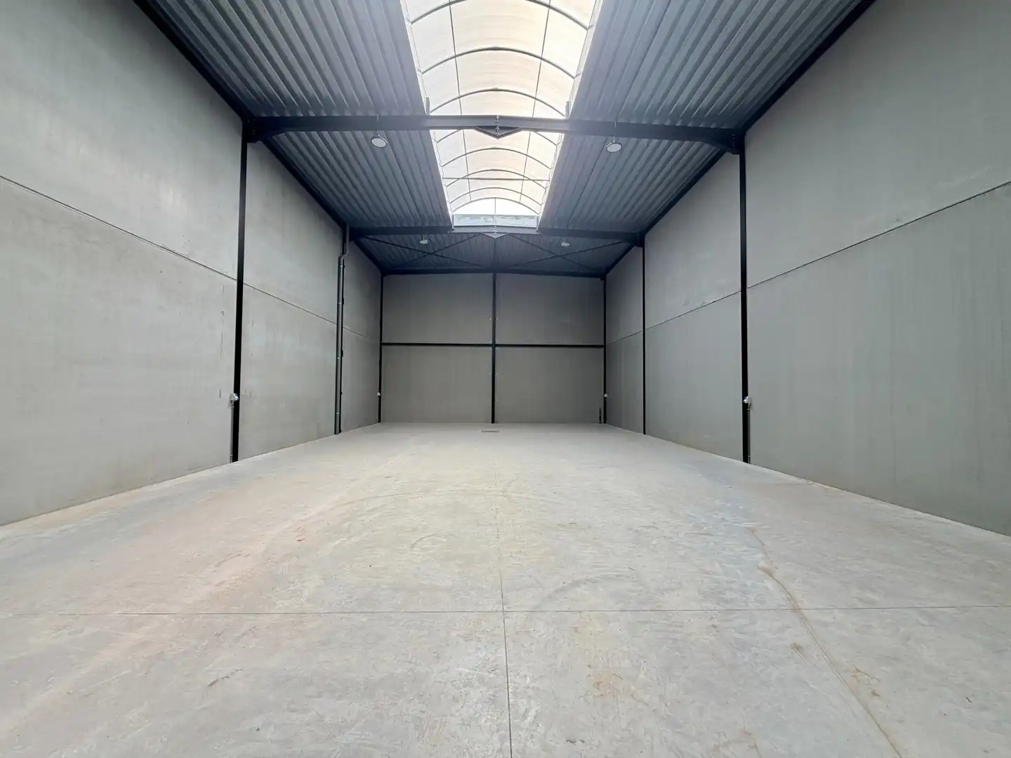 Nieuwbouw KMO-unit te Sint-Eloois-Vijve (Waregem)! foto 3