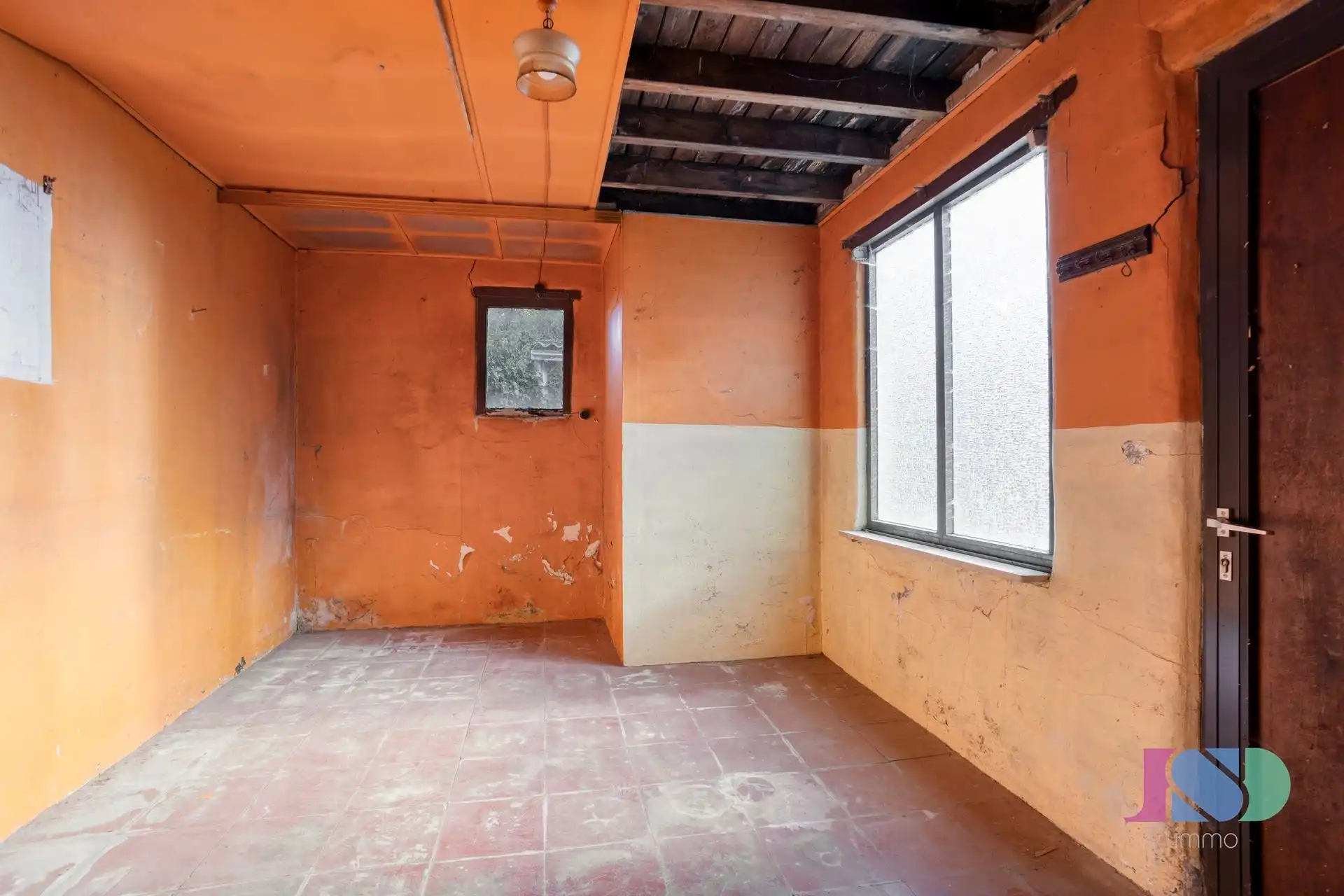 Te renoveren woning met potentieel foto 28