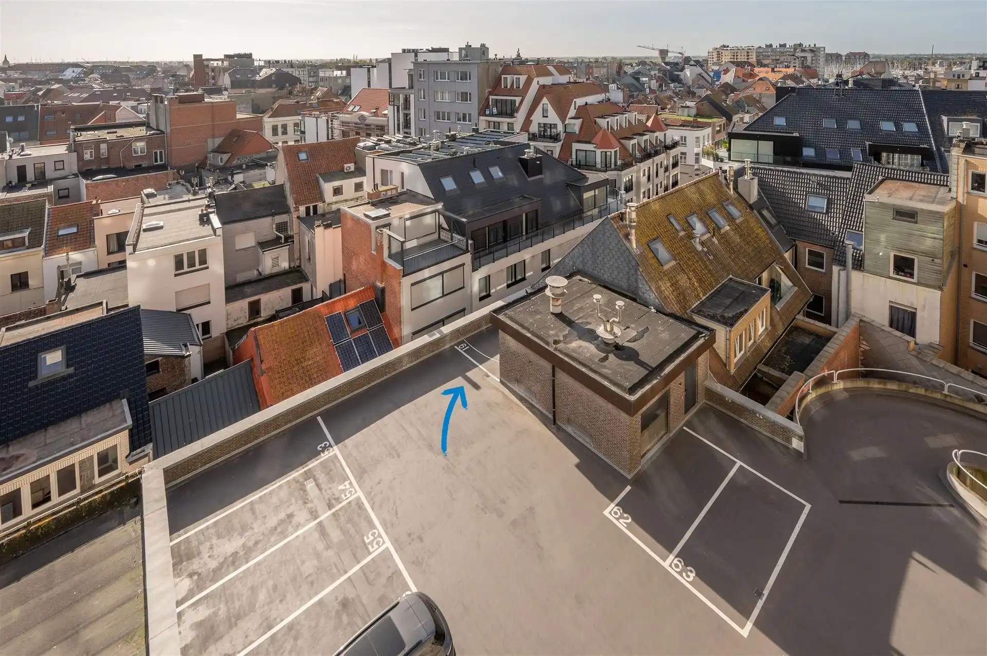 Privatieve parkeerplaats vlak bij zee in Blankenberge foto {{pictureIndex}}