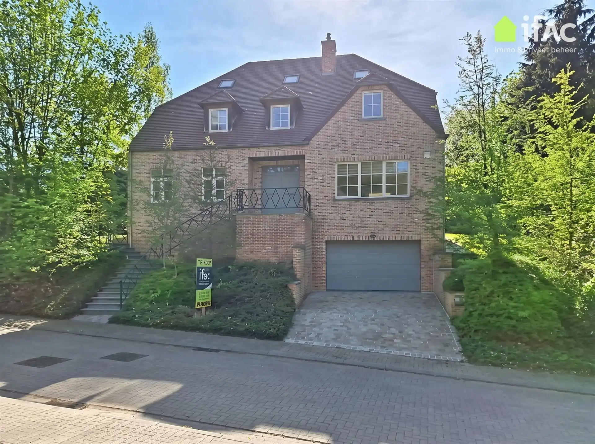 Exclusieve luxevilla op 14,47are in woonpark foto 38