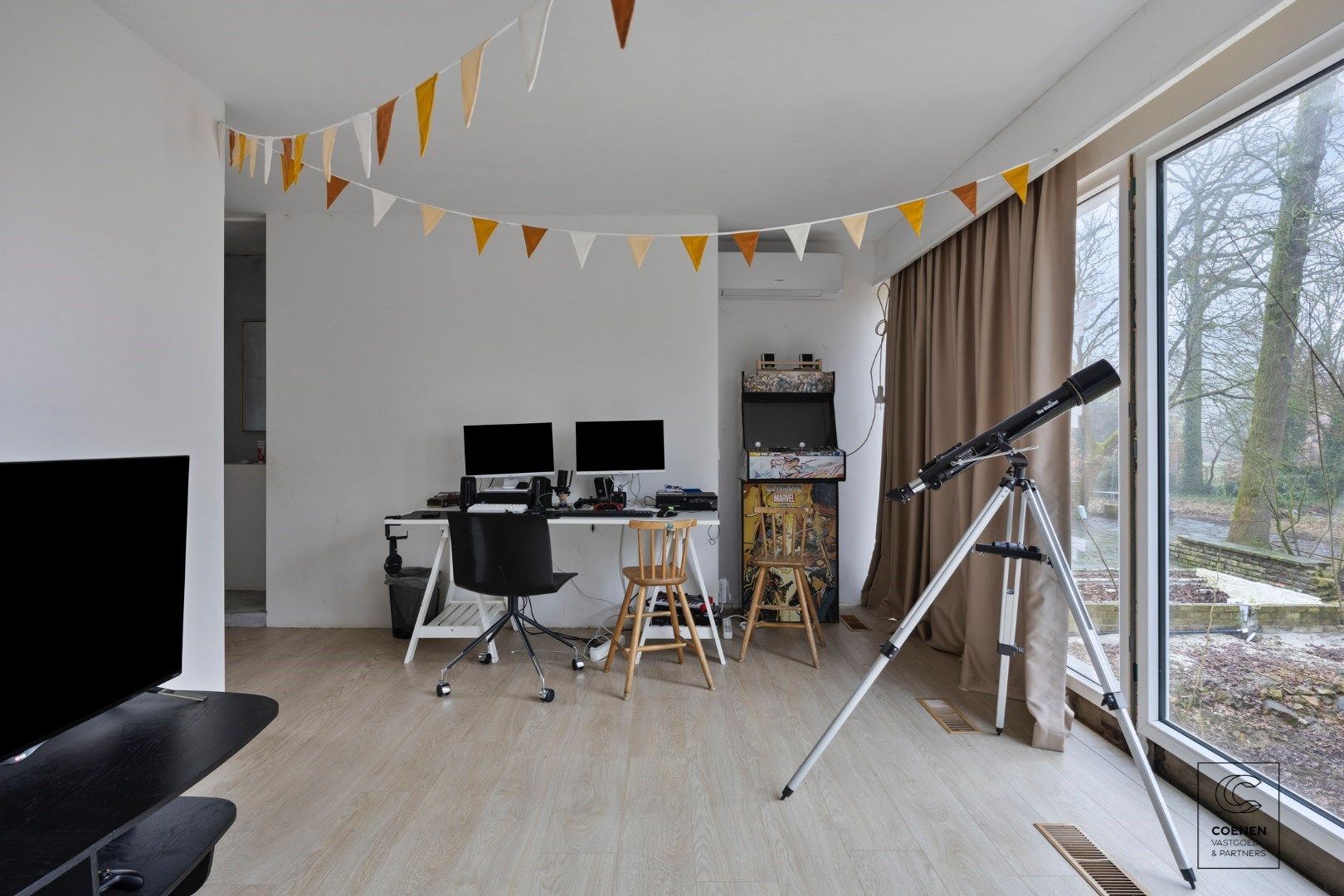 Verder te renoveren villa met een bew opp van 400m² op 5500m² grond op een schitterende ligging te Oud-Turnhout. foto 26
