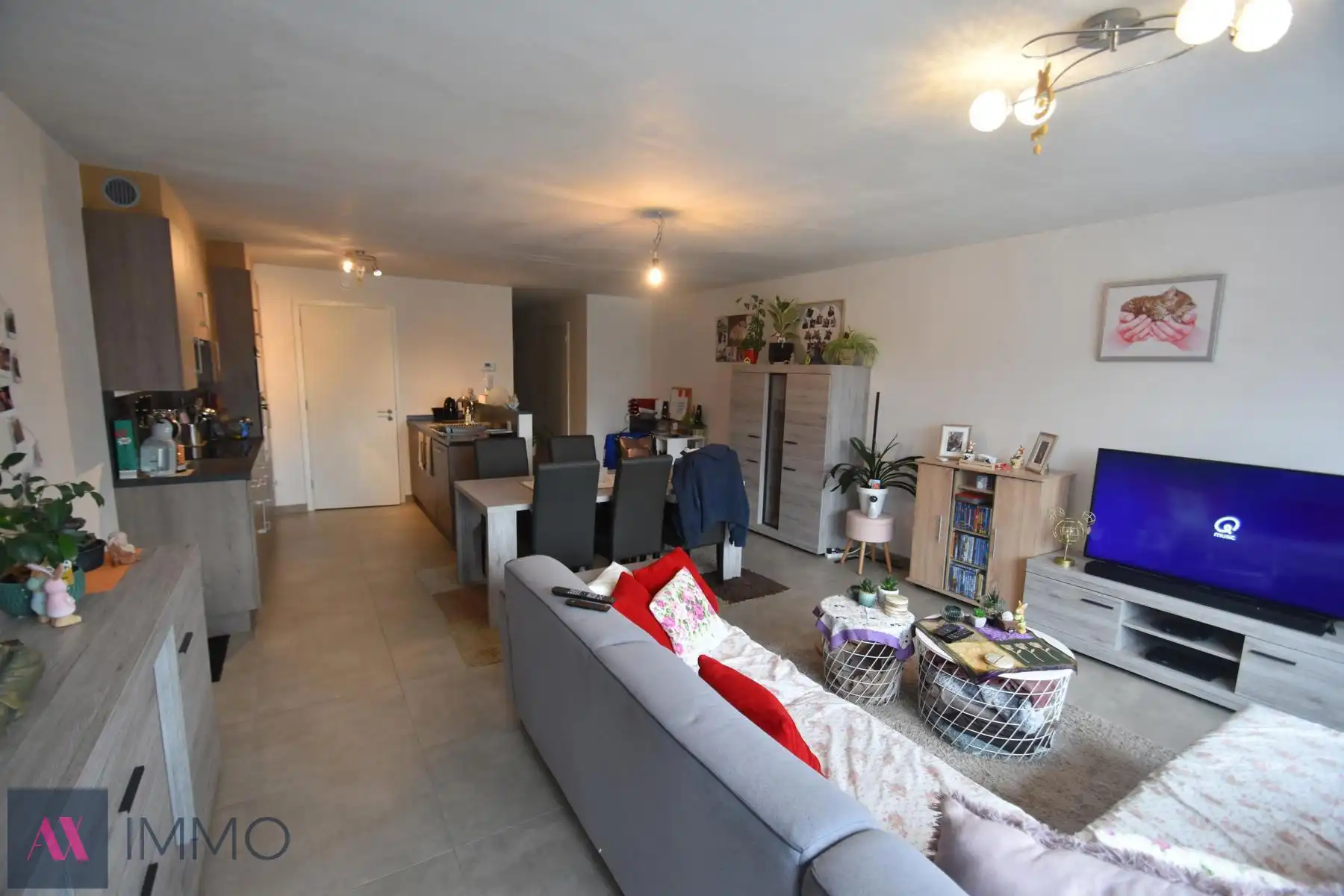 Recent, modern 2 slpk.-appartement met terras, tuin en autostplts. vrij vnf 01/05 foto 2