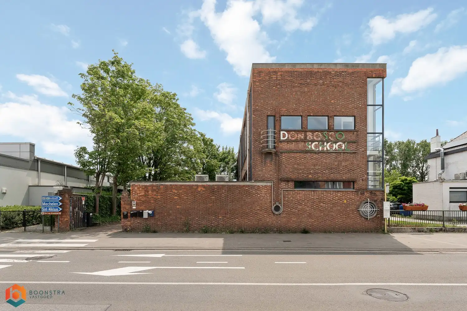 Duplex-kantoor in Willebroek foto {{pictureIndex}}