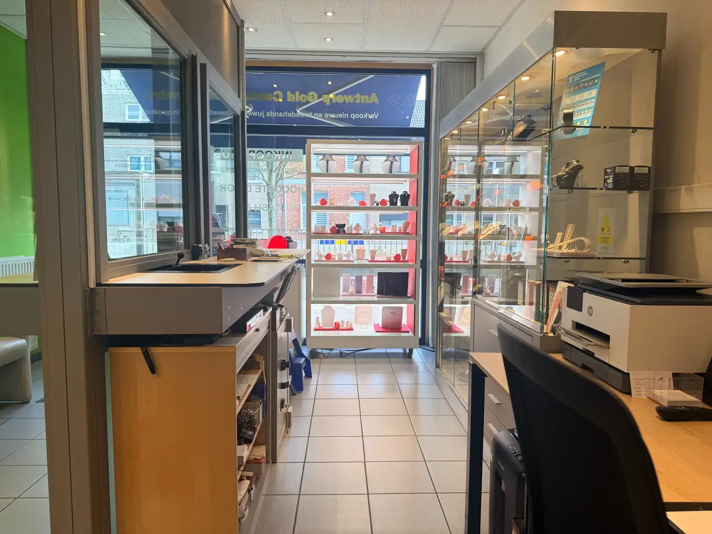 COMMERCIEEL GELIJKVLOERS foto 4