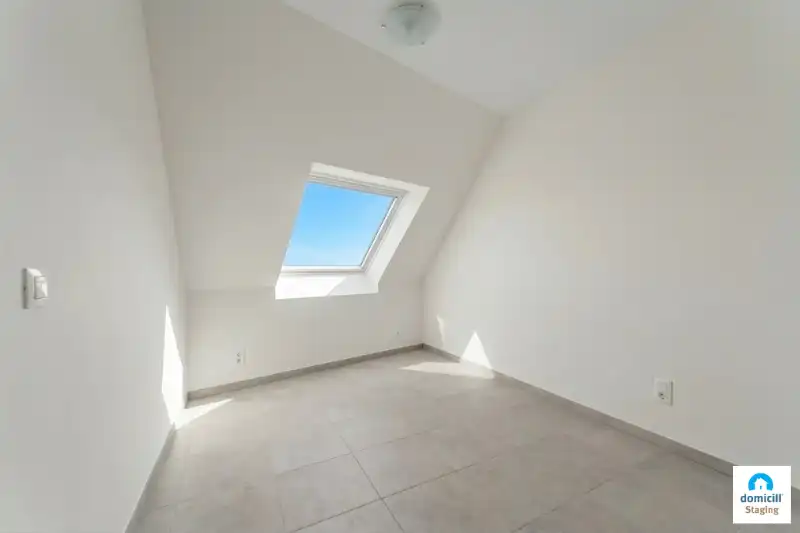 Roeselare nabij centrum – Stijlvol nieuw dakappartement in hartje stad met twee slpks en twee terrassen foto 11