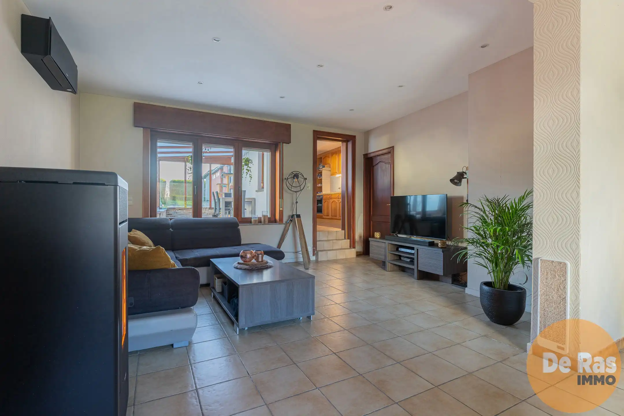 BORSBEKE – Instapklare woning met een prachtige tuin foto 3