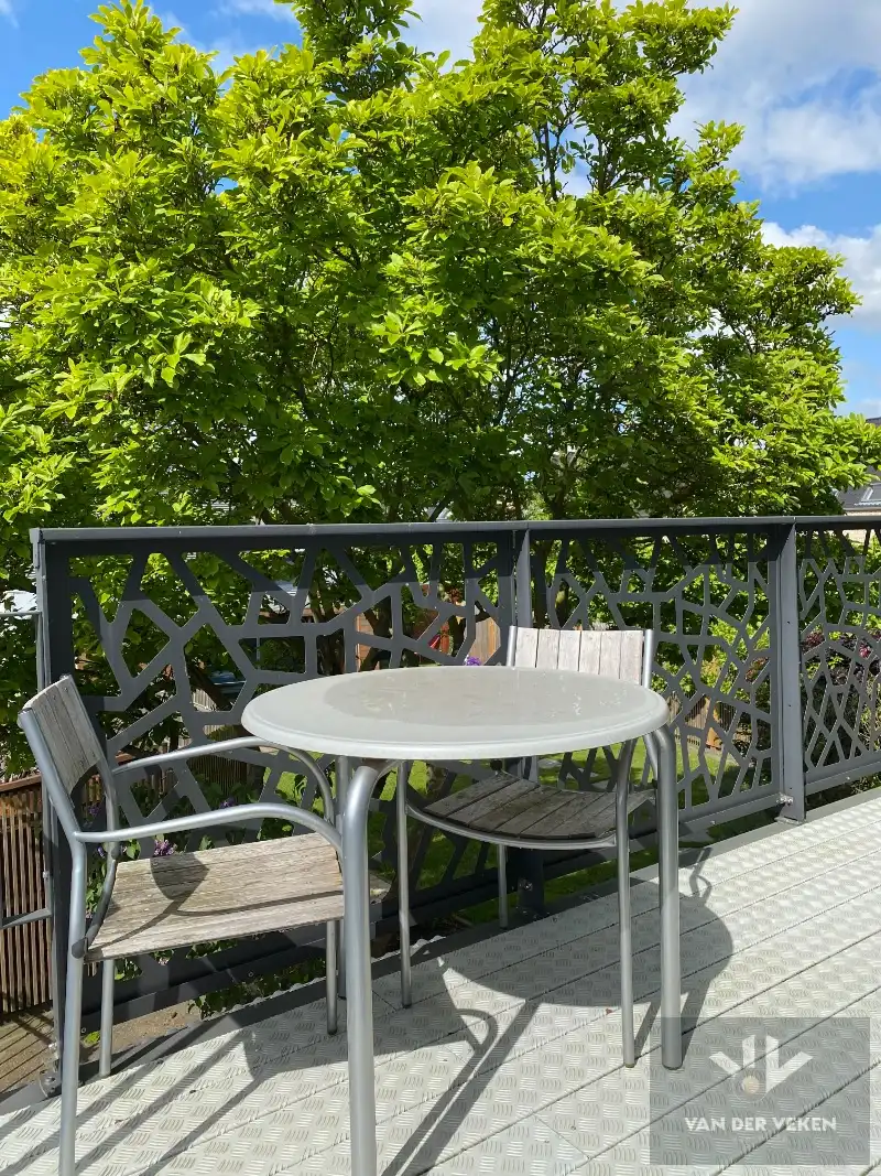 GEMEUBELD APPARTEMENT MET 2 SLPK foto 4