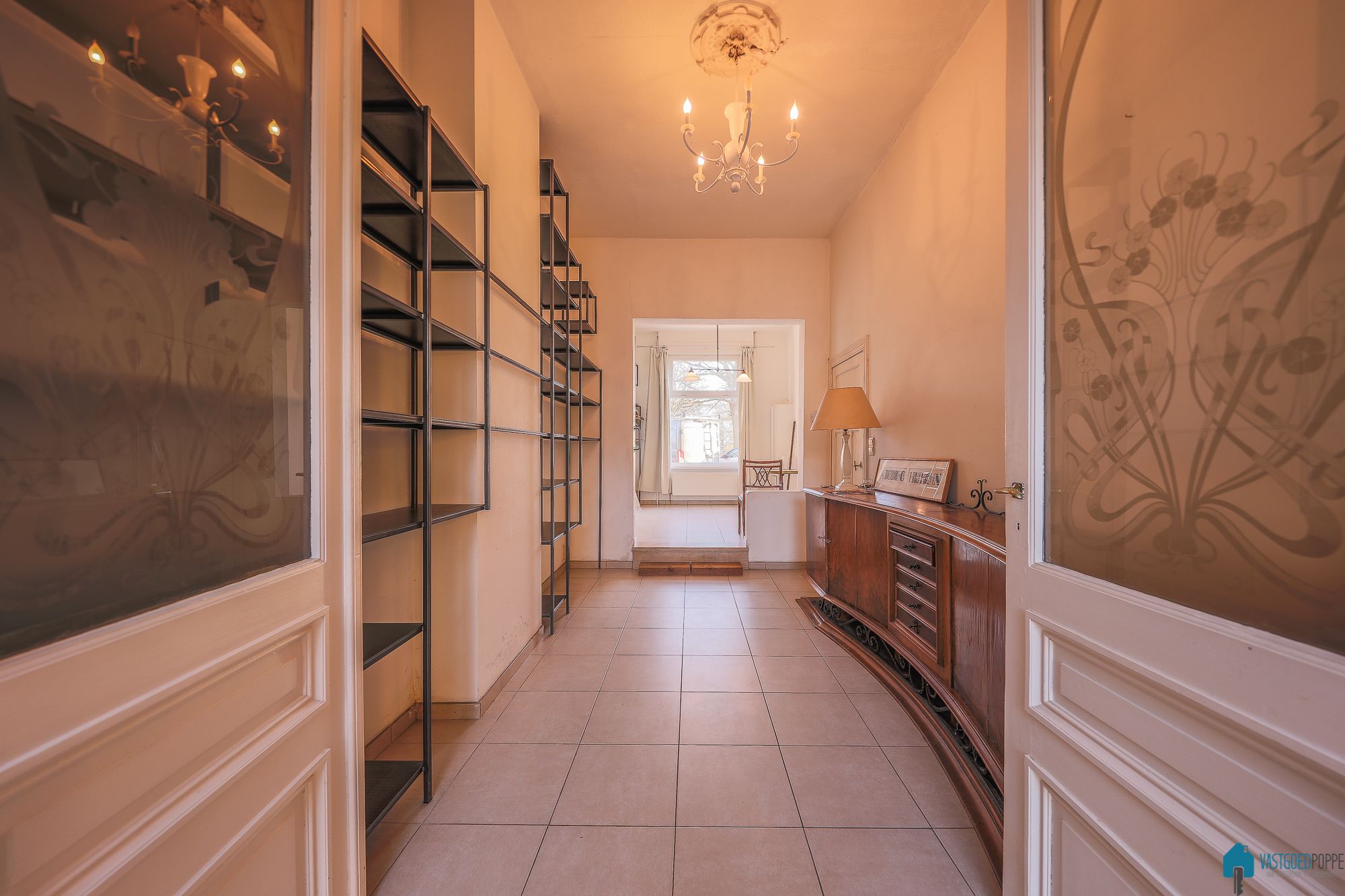 Ruime ééngezinswoning met tuin en terras foto 4