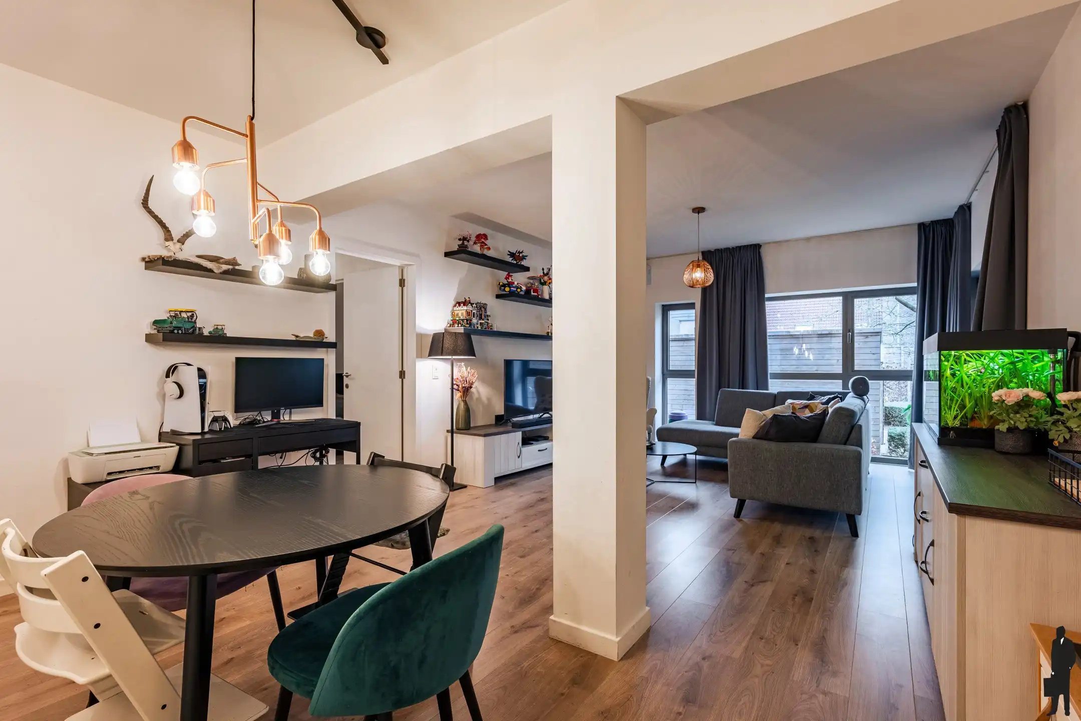 Stijlvol appartement met 2 slaapkamers in hartje Hoogstraten foto 4