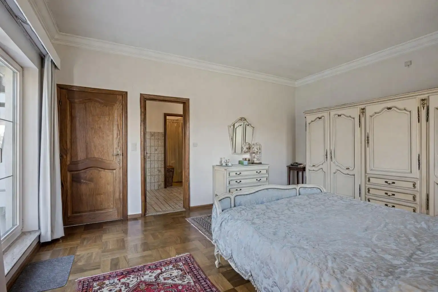 Karaktervolle architectenvilla op uitzonderlijk domein in Diepenbeek foto 12