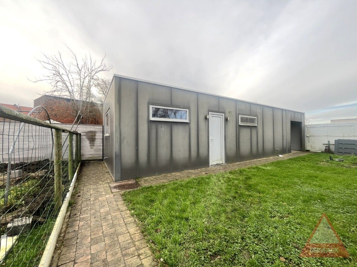 Langemark-Poelkapelle – Instapklare, volledig gerenoveerde woning met garage foto 23