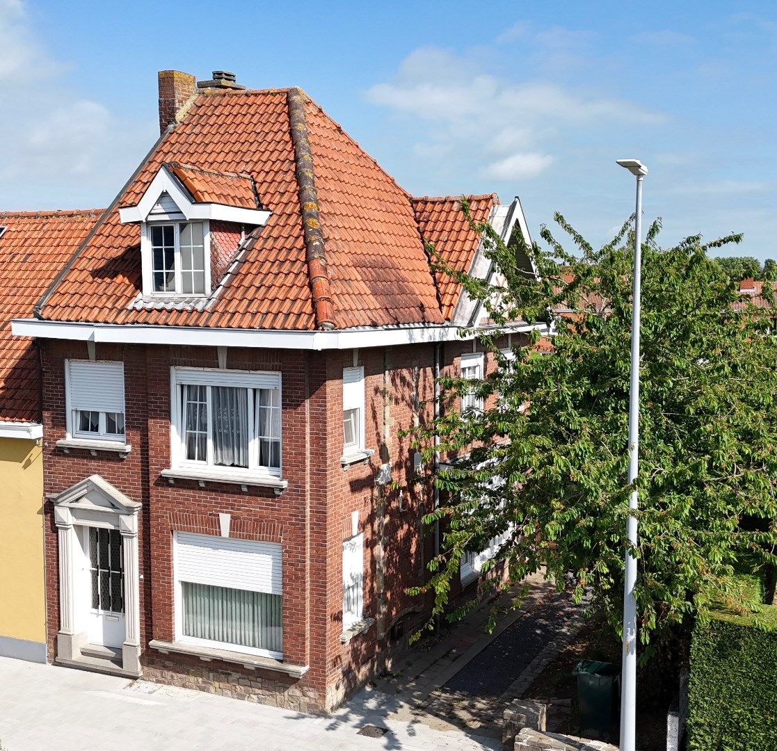 Woning met 3 slaapkamers en garage te Dadizele foto 2