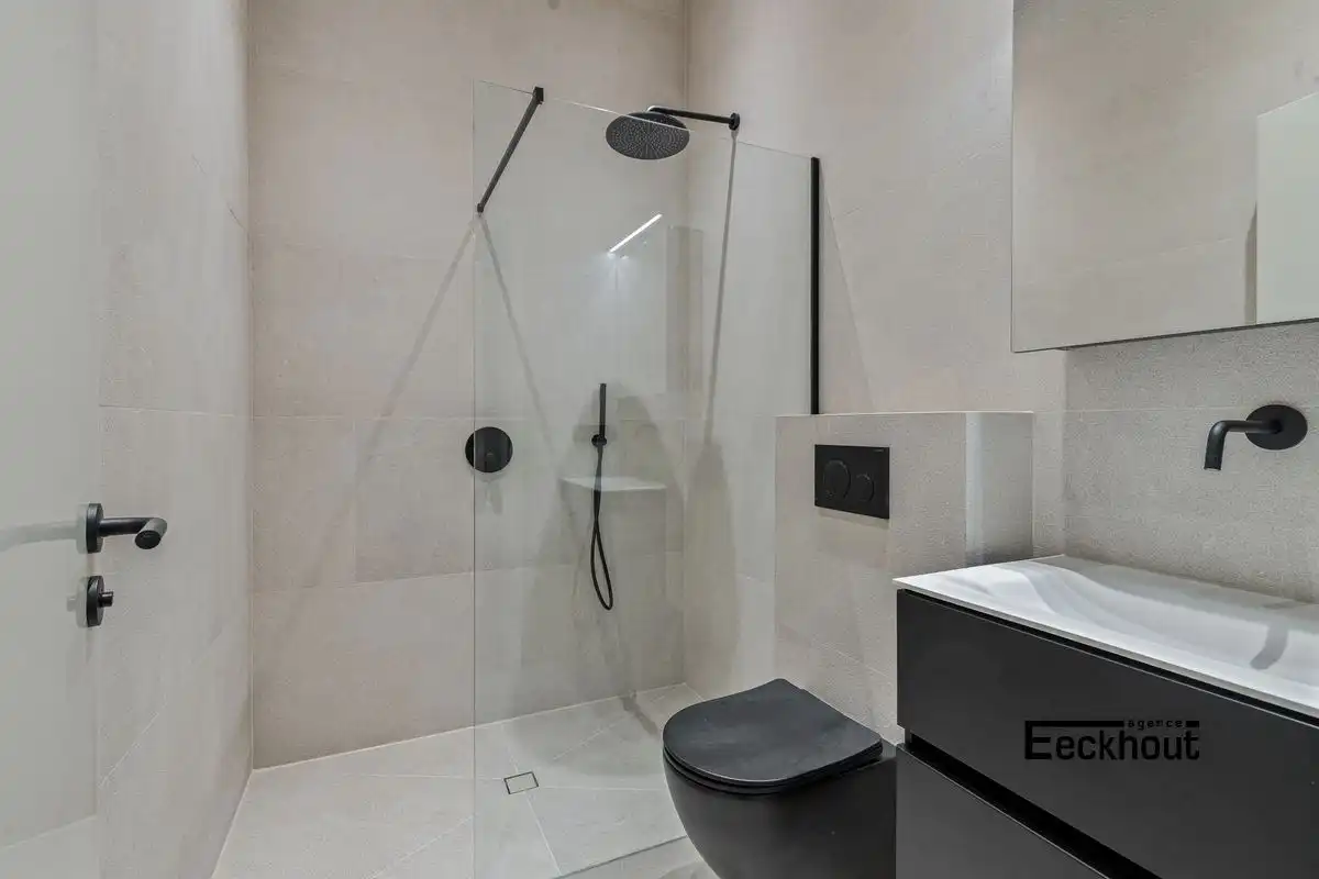 Luxe-appartement met 2 slaapkamers in het centrum van Oostende! foto 8