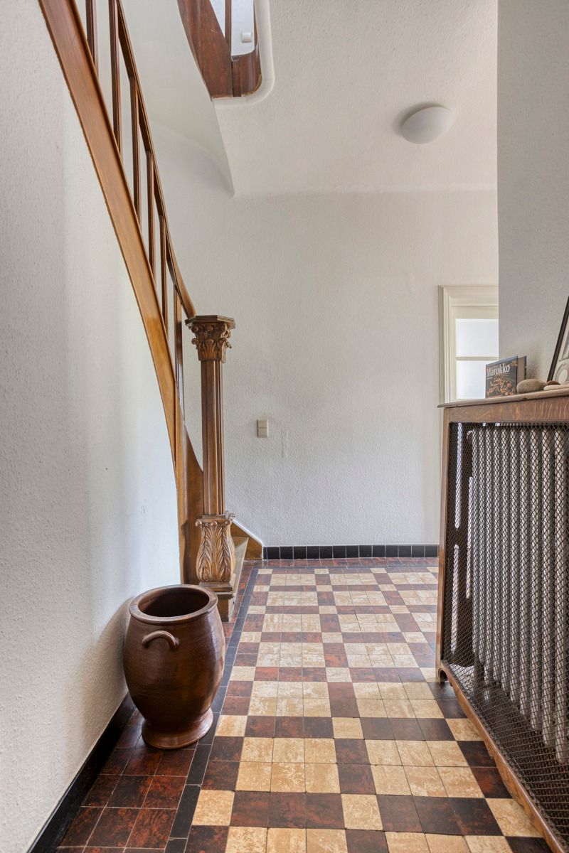 Woning met bijhorend appartement in centrum van Sint-Truiden foto 11