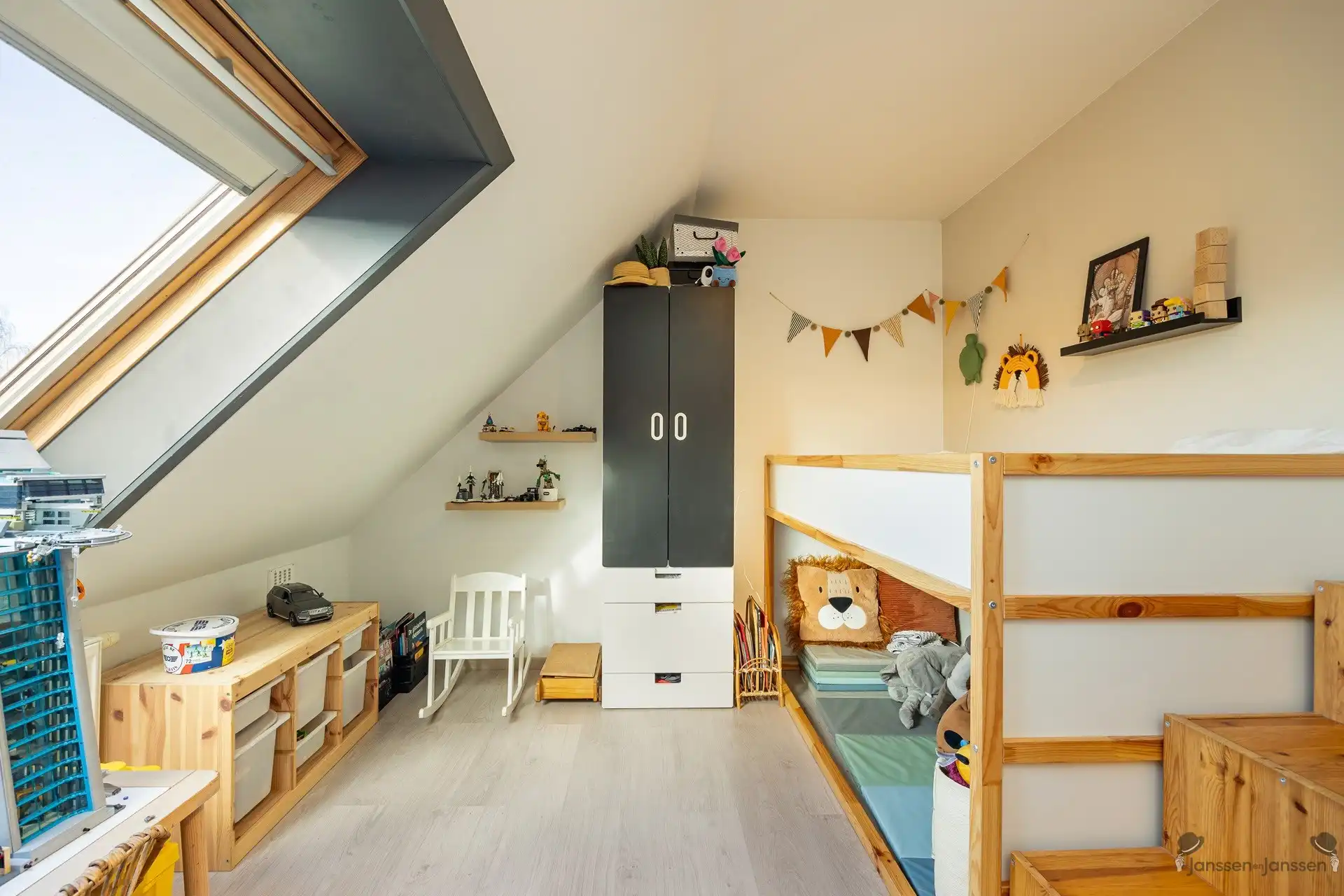 Ruime energiezuinige woning  in hartje Hamme foto 15