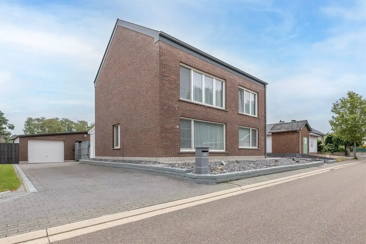 Ruimte, rust, degelijkheid, reeds grondig vernieuwd, label D foto 19