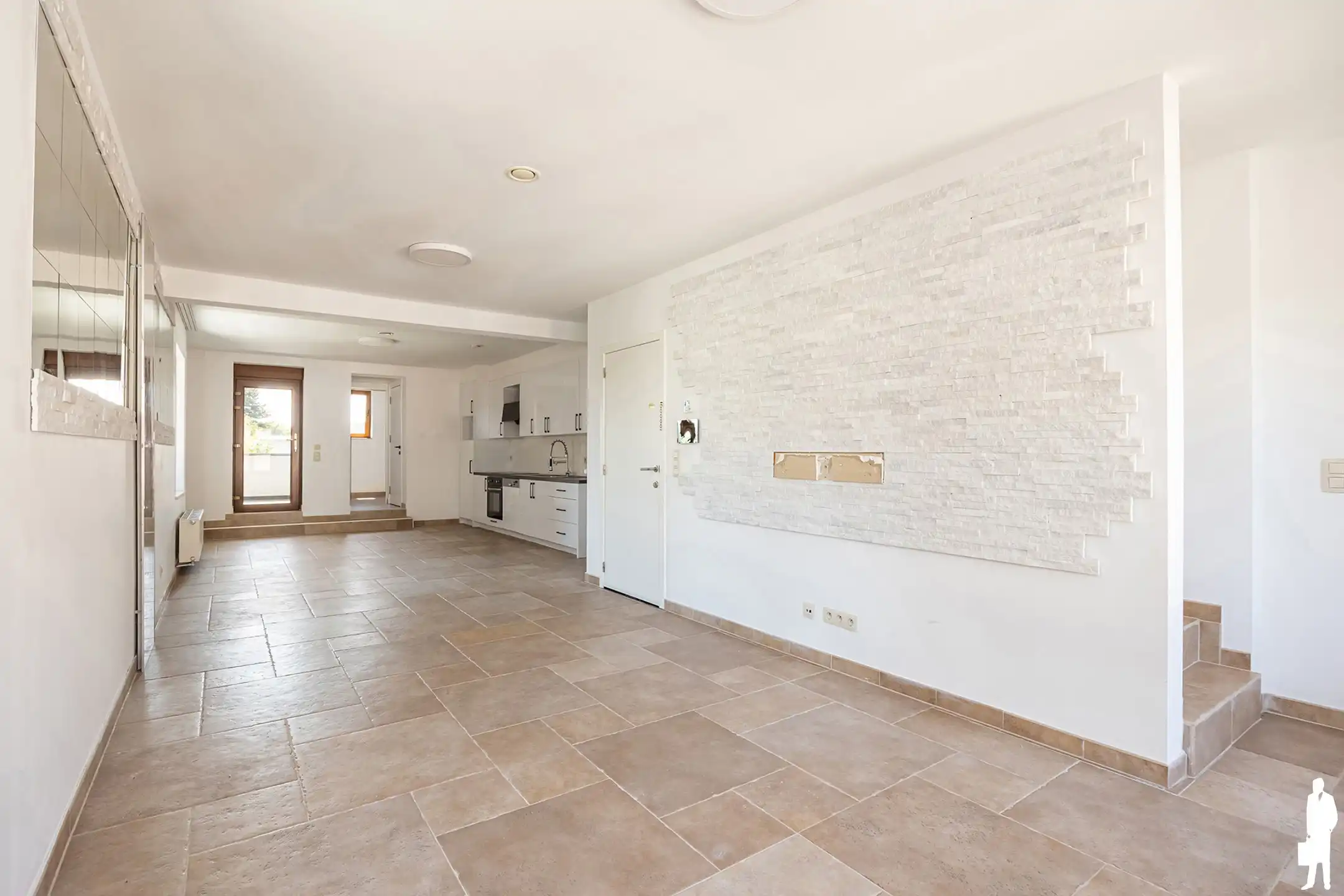 Duplexappartement met 3 slpk, terras en staanplaats foto 2