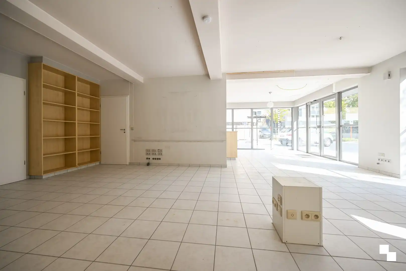 Uiterst centraal gelegen commerciële ruimte foto 9