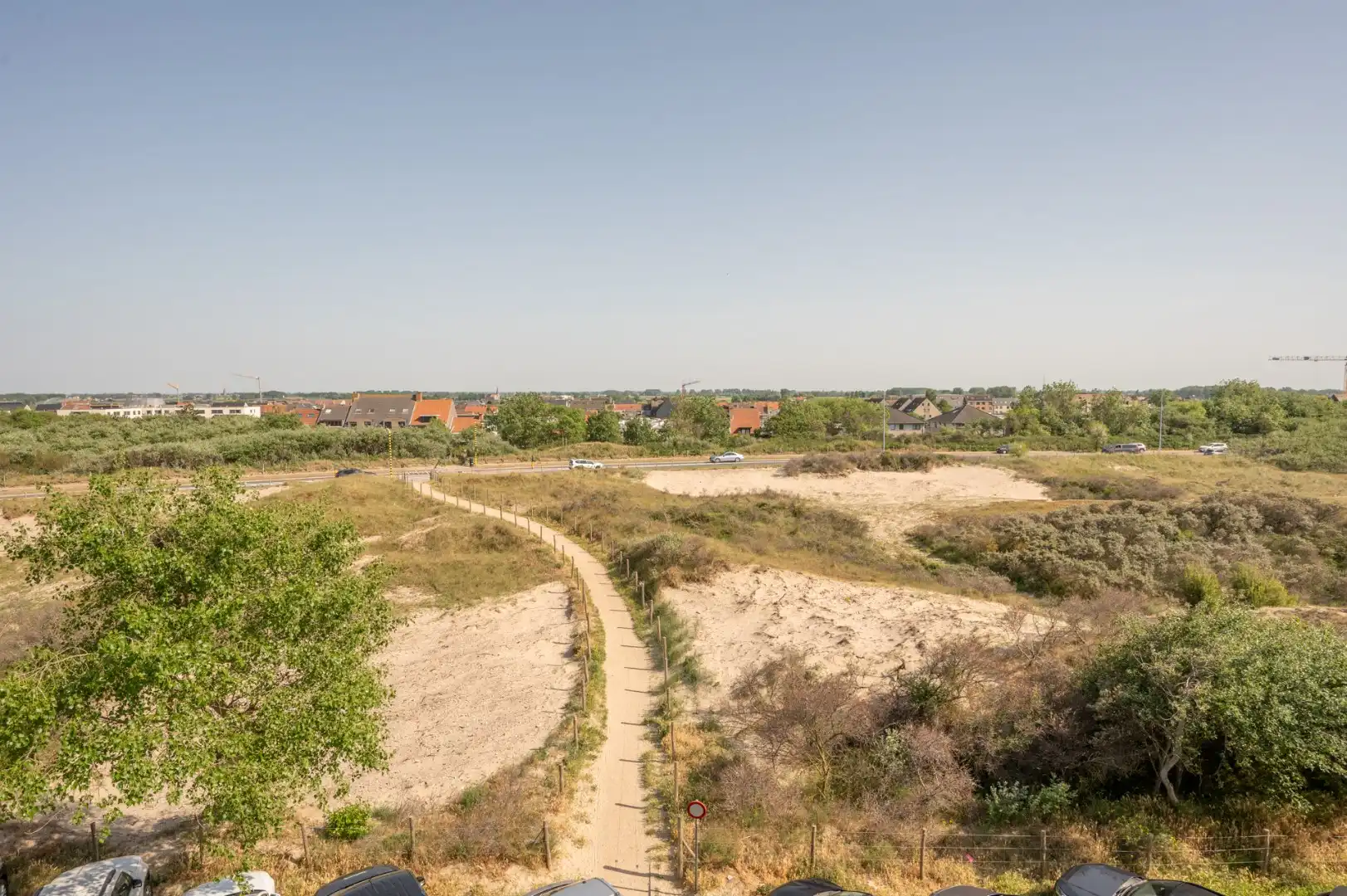 Ruime studio met het comfort van een 1-slaapkamerappartement op toplocatie aan zee! foto 11