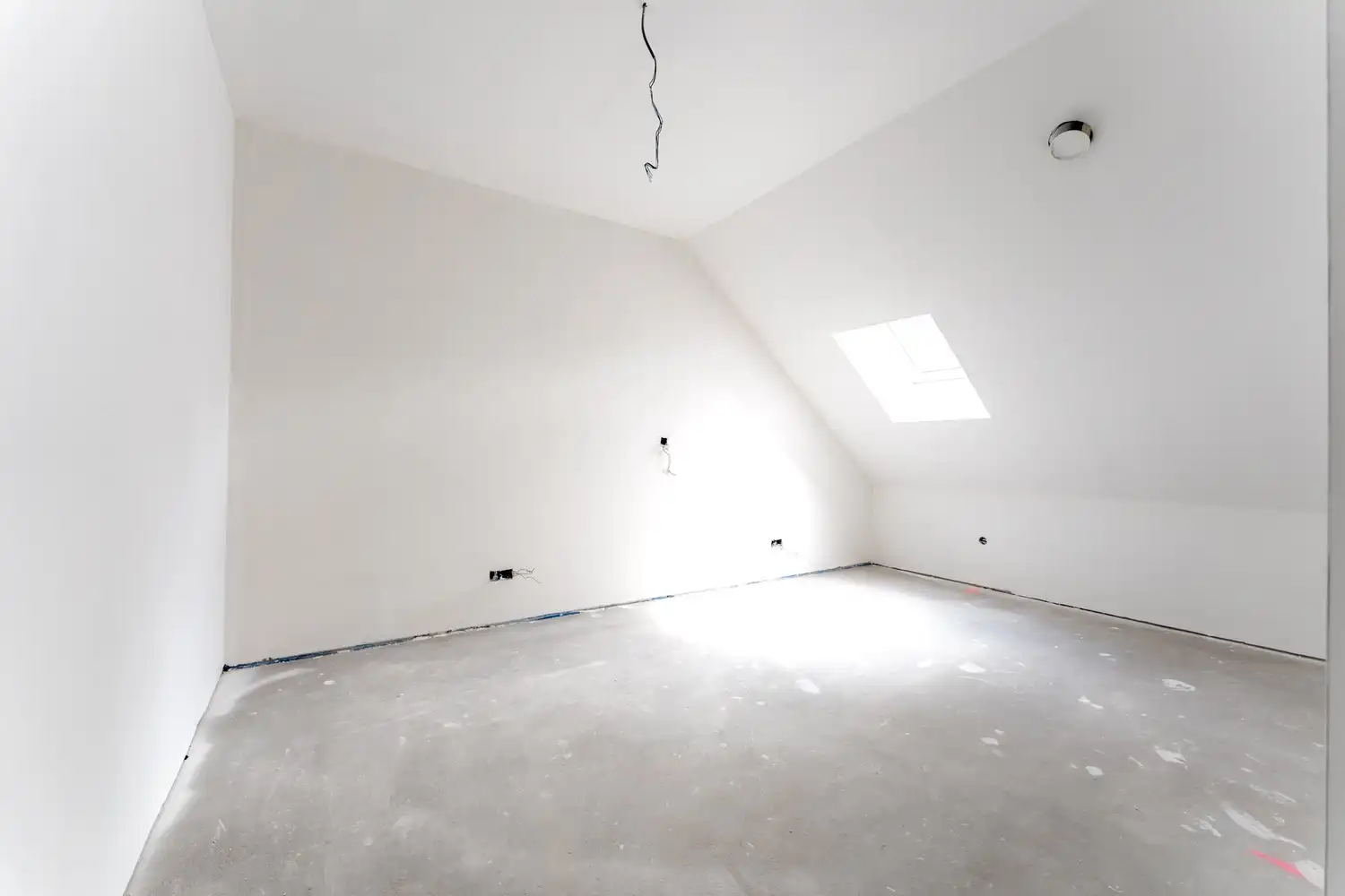 Charmante gerenoveerde CASCO + woning te koop in Leopoldsburg - 4 slaapkamers, 1 badkamer, ruime keuken en 2 toiletten op 237 m², volledig gerenoveerd in 2026! foto 29
