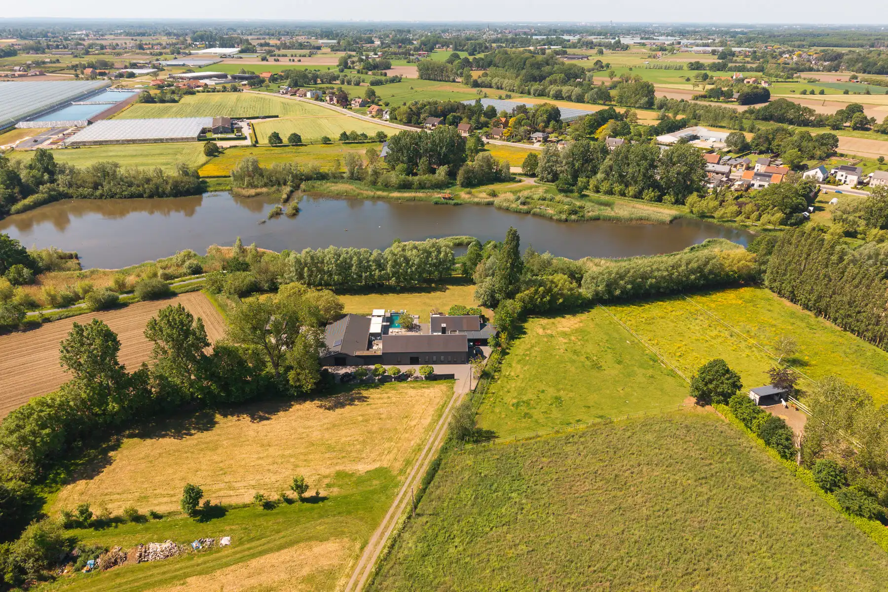 State-of-the-art Villa met resortallure, 800m2 woonbeleving foto 29