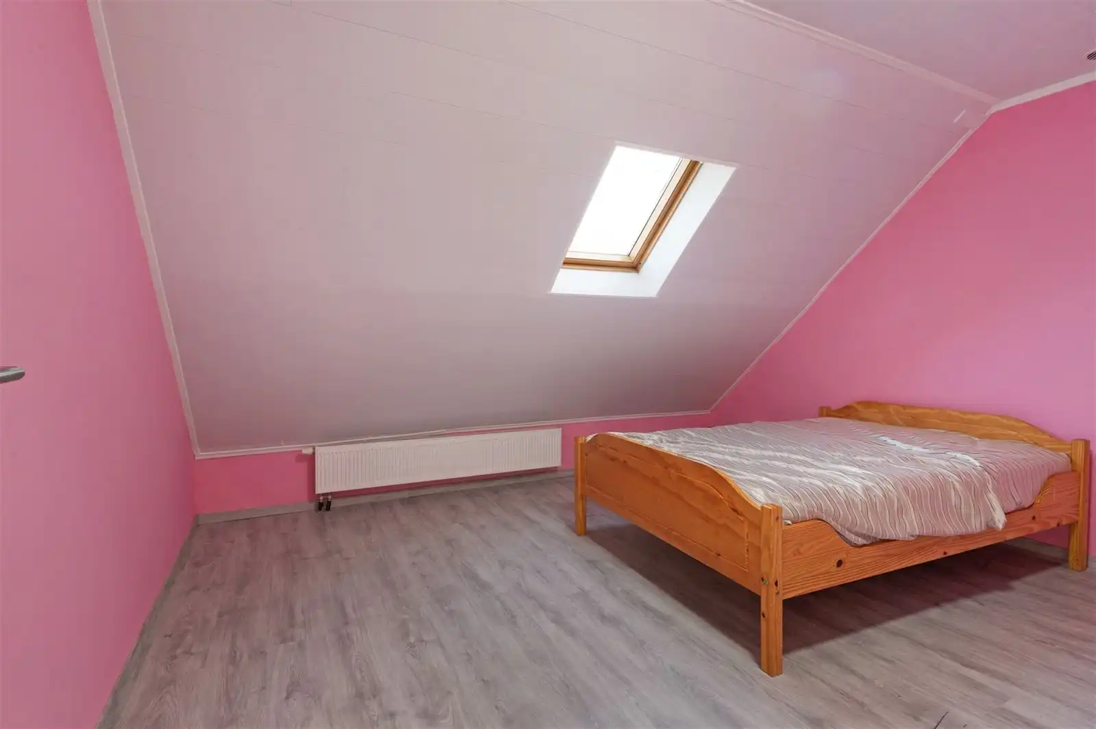 Verrassend ruime stadswoning in het centrum van Ninove  foto 15