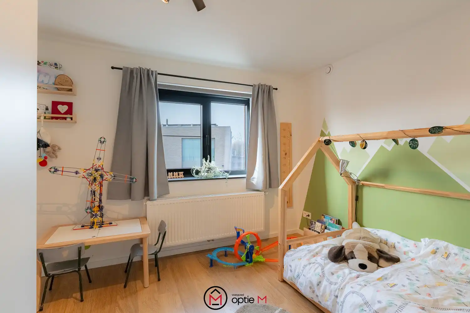 Moderne, energiezuinige woning met patio, zonnepanelen en hoogwaardige afwerking foto 18