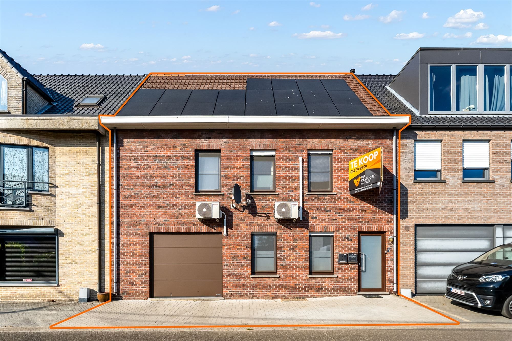 GOED GELEGEN OPBRENGSTEIGENDOM MET 2 APPARTEMENTEN foto {{pictureIndex}}