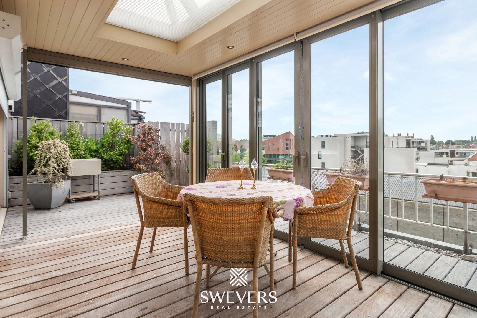 Penthouse met twee riante terrassen in het hart van Sint-Truiden foto 21