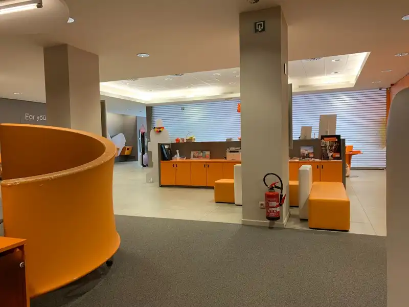 Instapklaar handelsgelijkvloers Te Huur en Te Koop foto 41