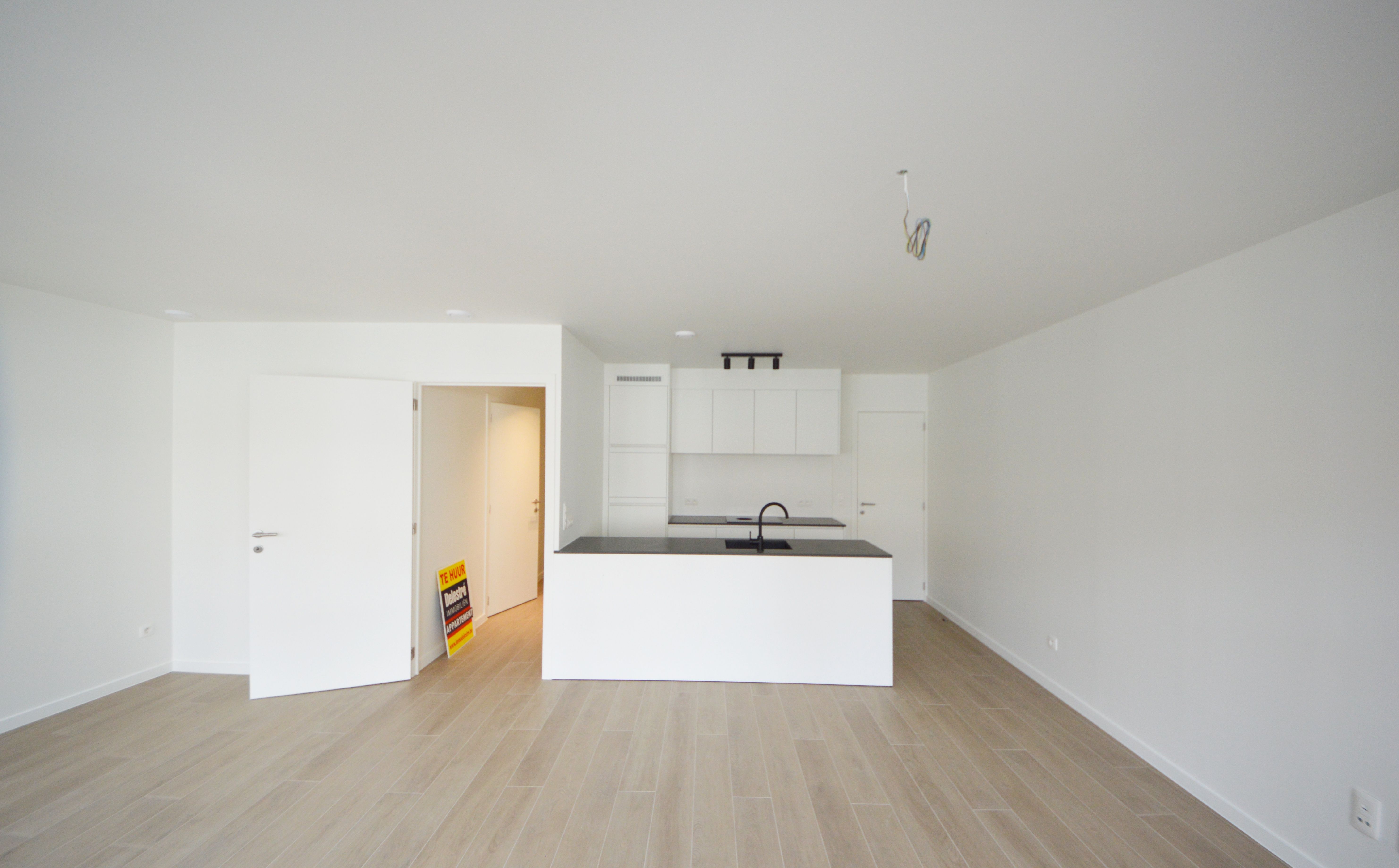 VERNIEUWBOUW MET TERRAS 2E VERDIEP foto 4
