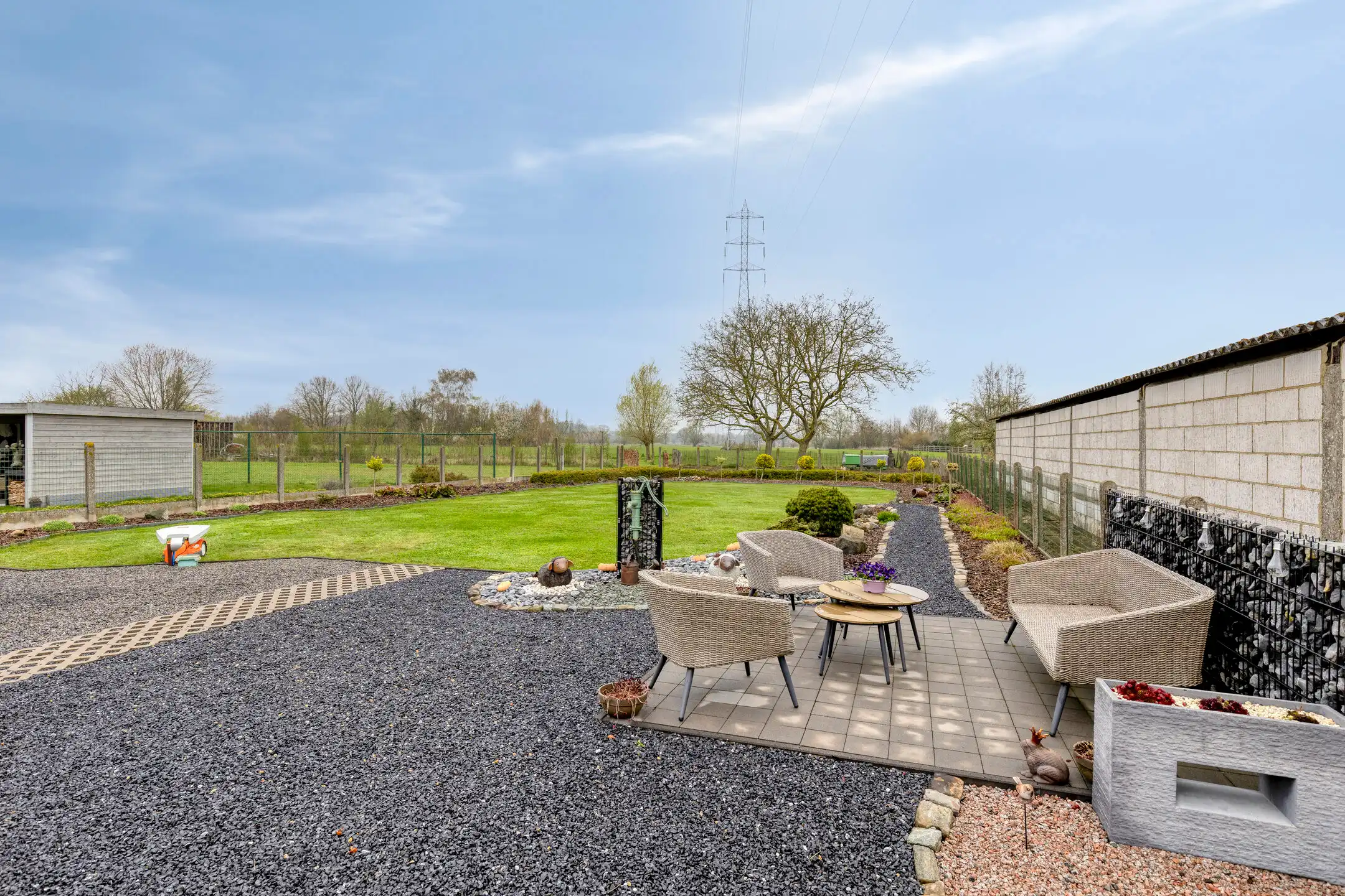 Instapklare woning met loods op 11are foto 20